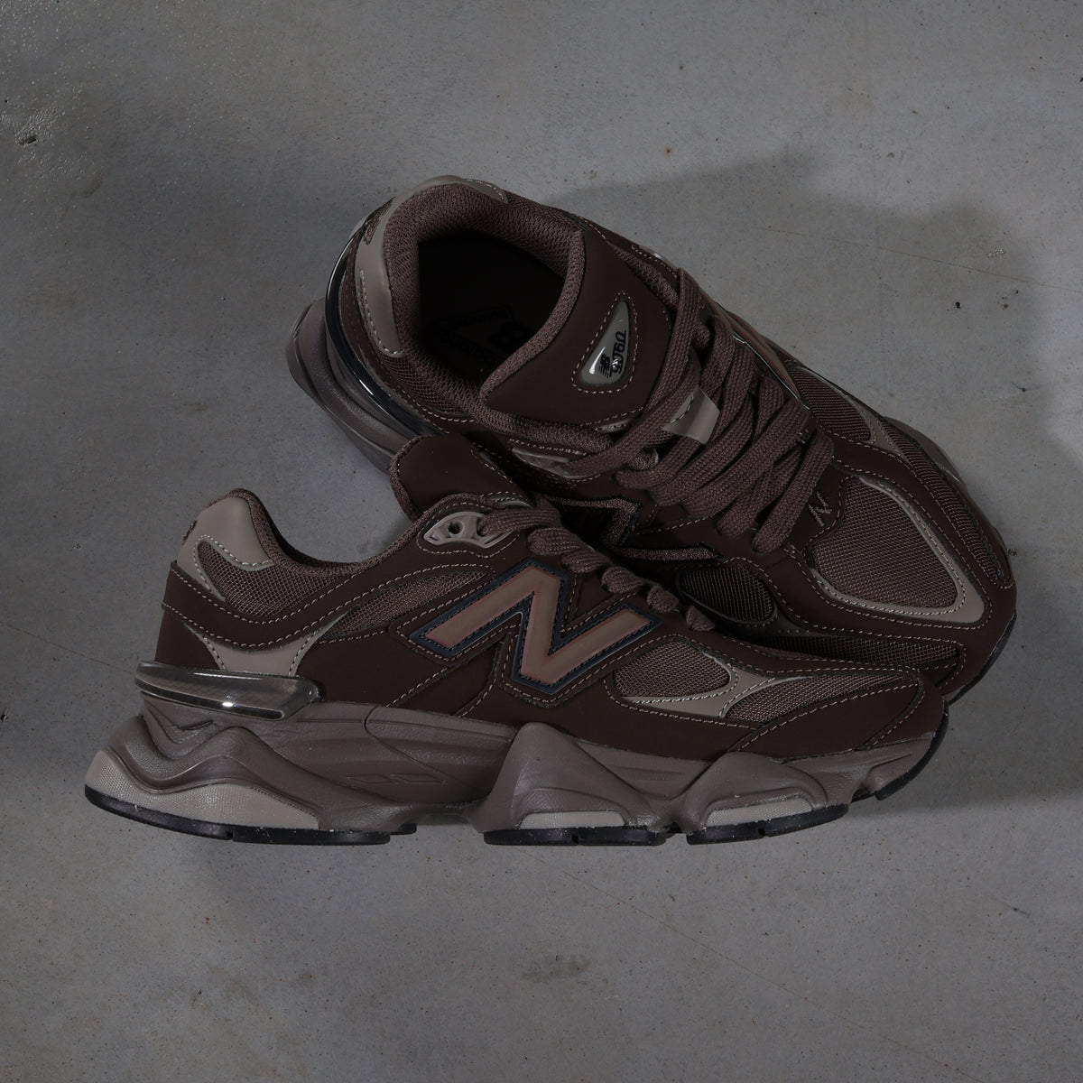 New Balance 9060 Mono Cortado (SALE)