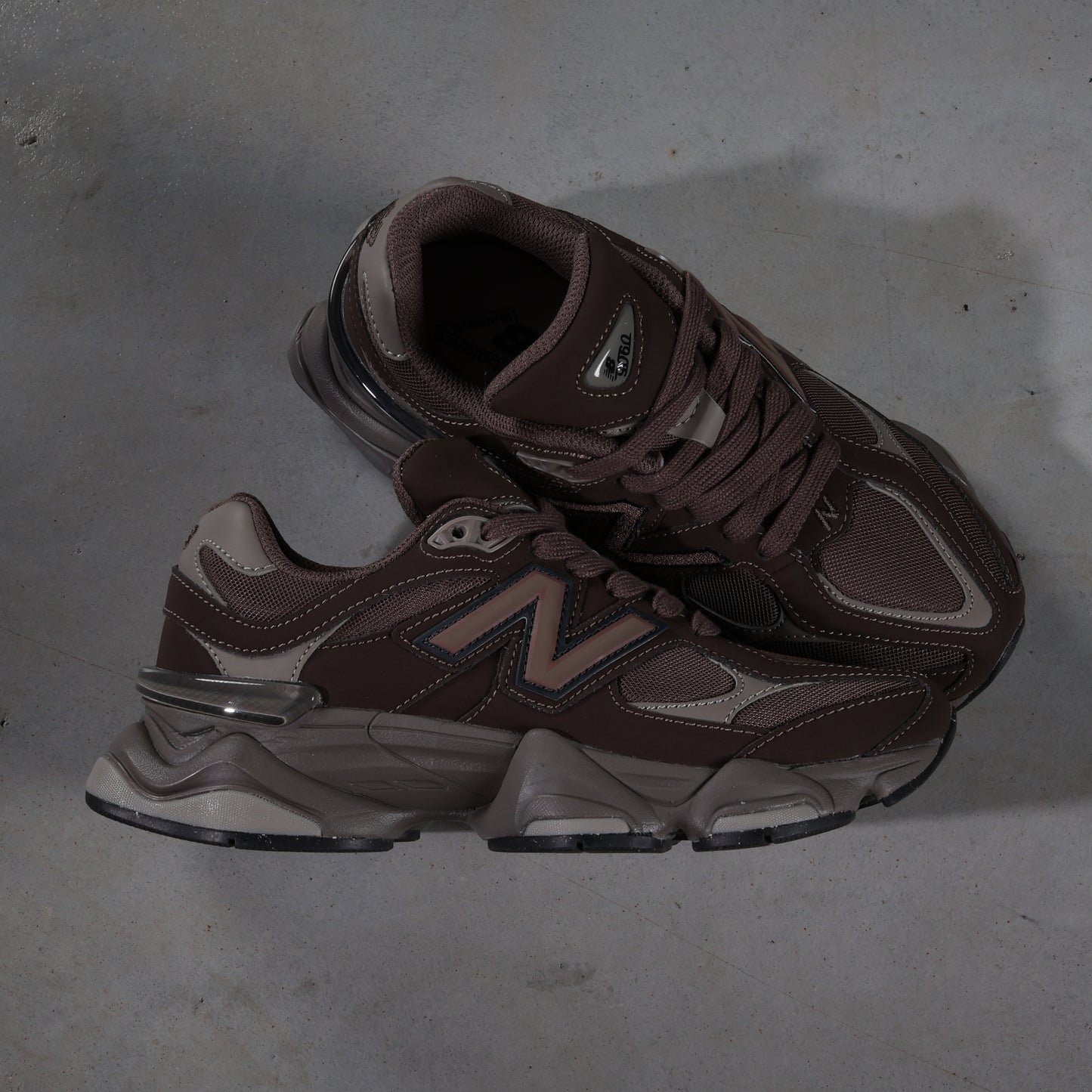 New Balance 9060 Mono Cortado (SALE)