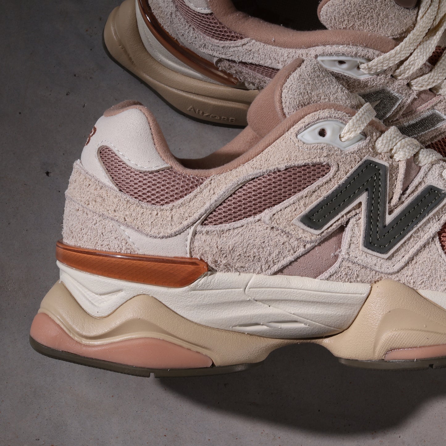 New Balance 9060 Flat Taupe/Light Sparrow