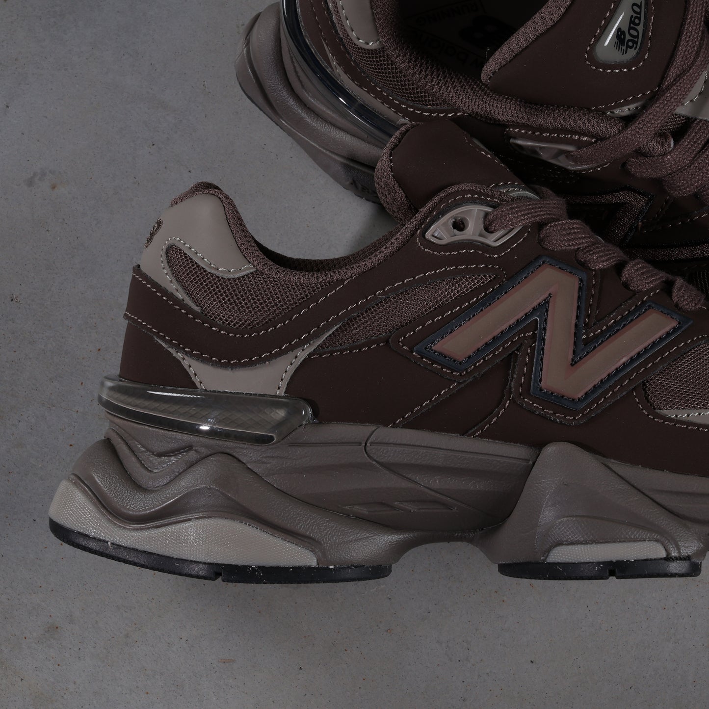 New Balance 9060 Mono Cortado (SALE)