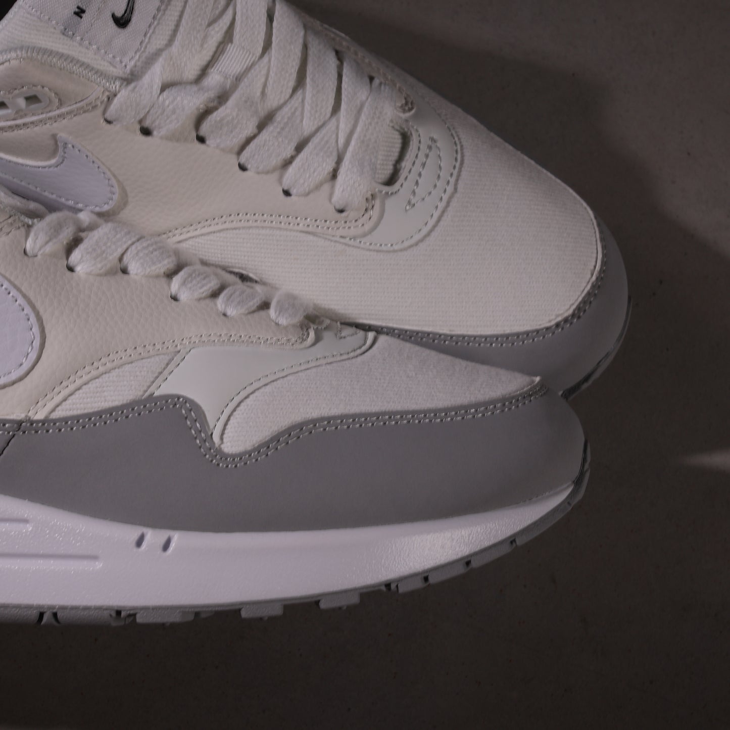 Nike Air Max 1 '87 LX Light Smoke Grey (SALE)