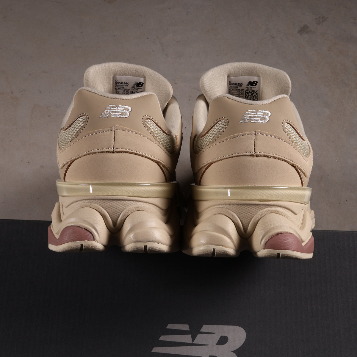 New Balance 9060 Bone Sparrow (SALE)