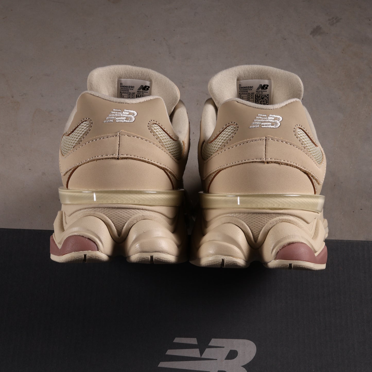 New Balance 9060 Bone Sparrow (SALE)