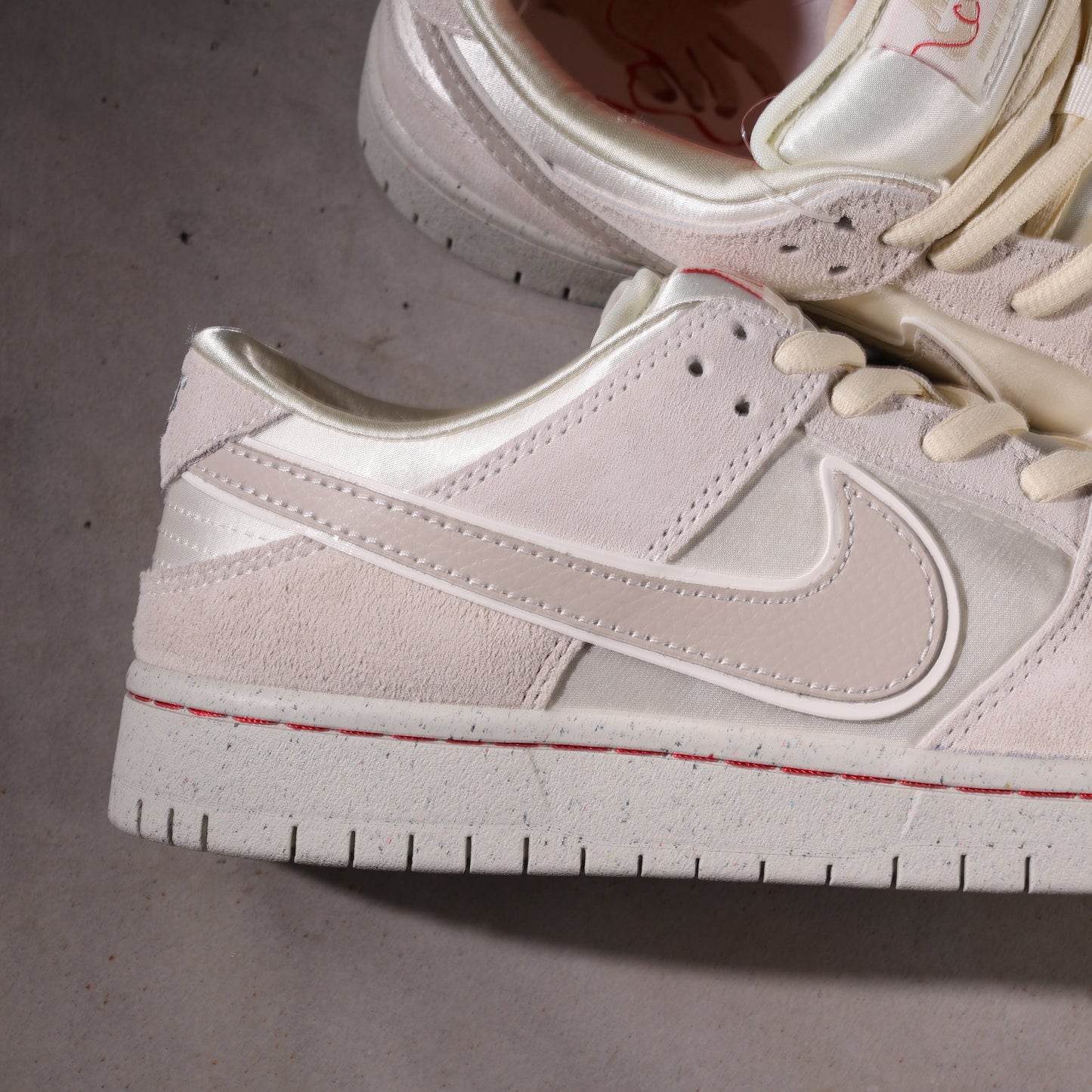 Nike SB Dunk Low City Of Love Light Bone