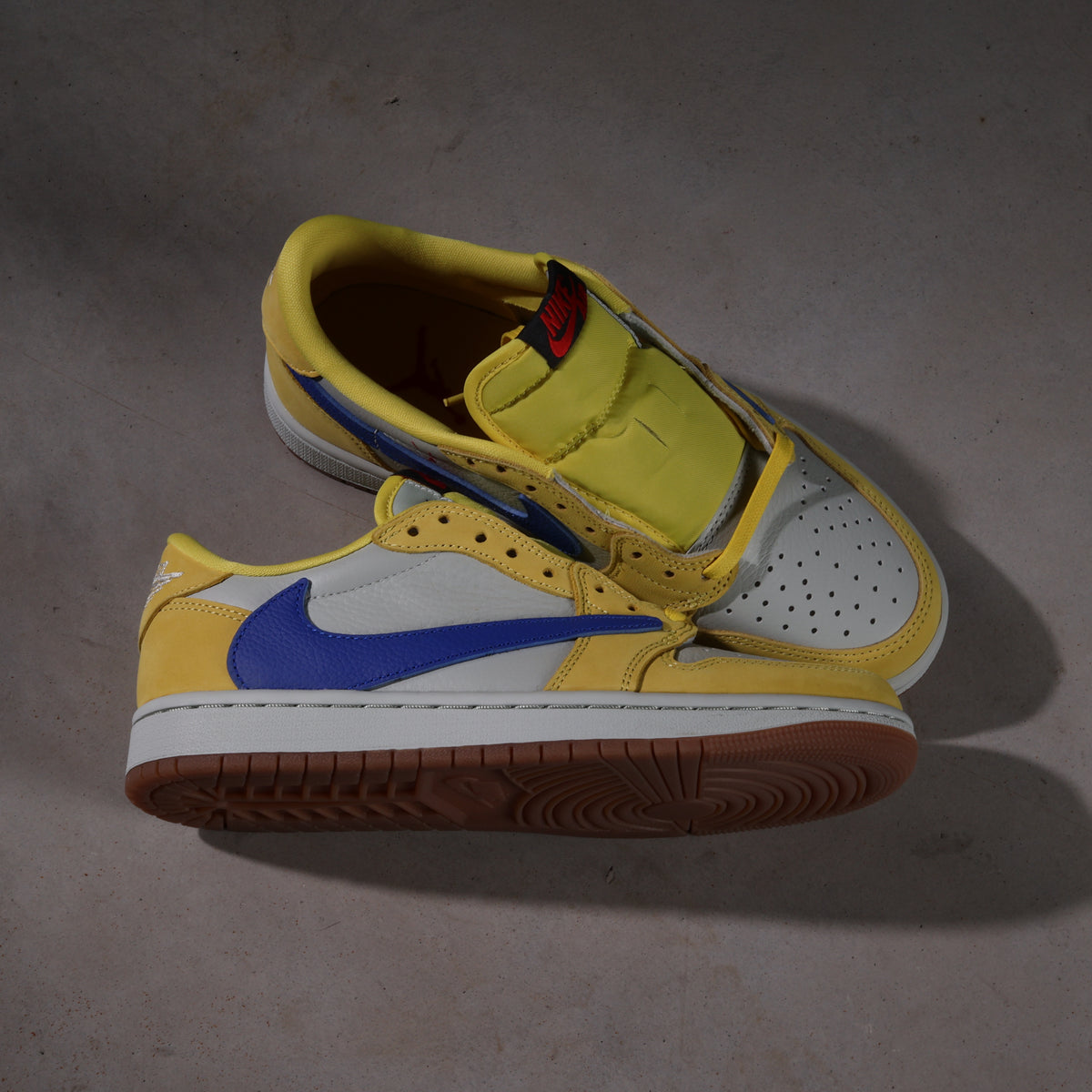 Air Jordan 1 Retro Low OG SP Travis Scott Canary