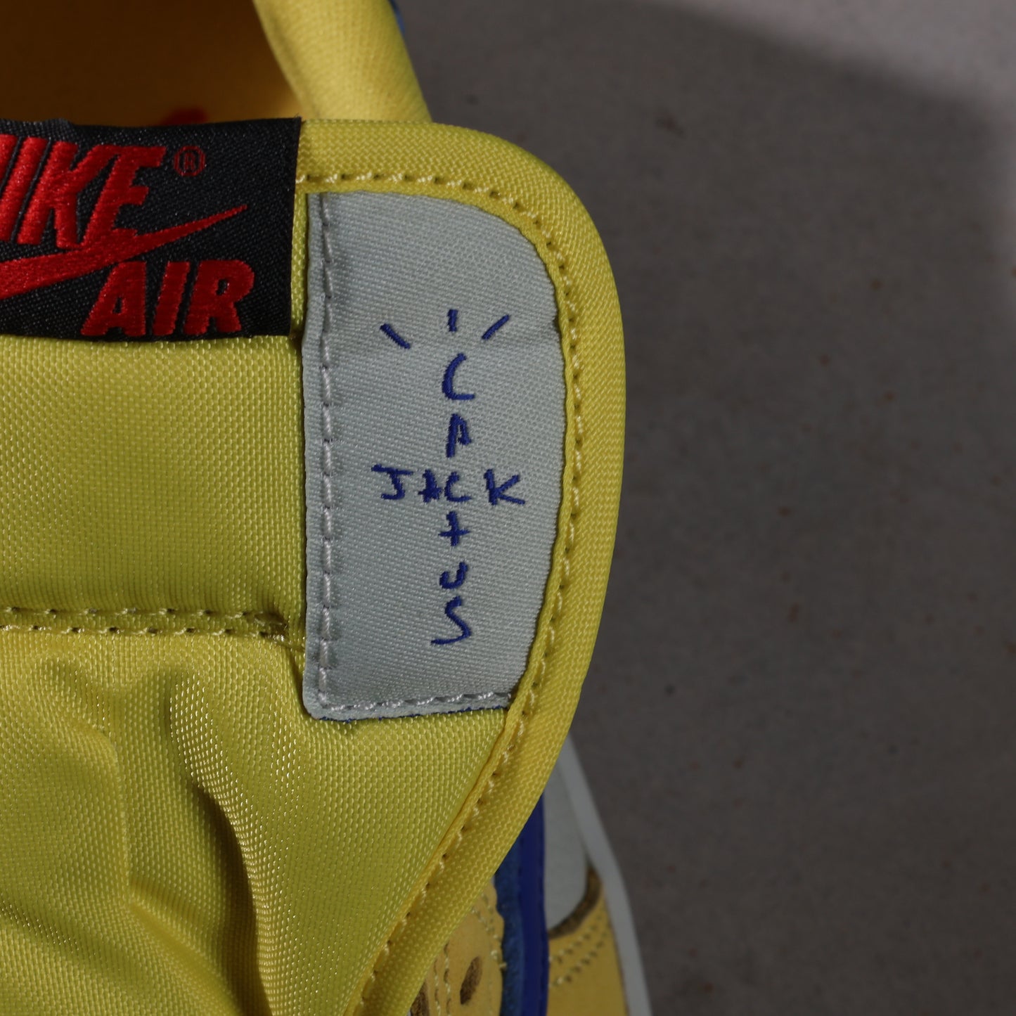 Air Jordan 1 Retro Low OG SP Travis Scott Canary