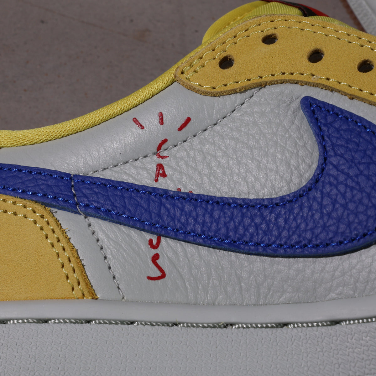 Air Jordan 1 Retro Low OG SP Travis Scott Canary