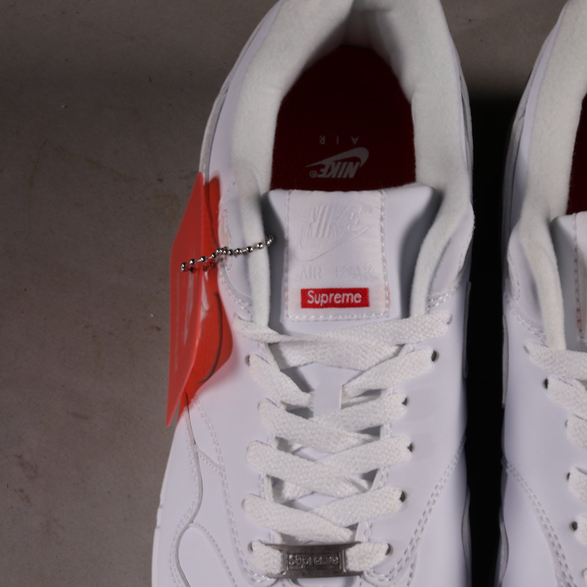 Supreme X Nike Air Max 1 87 Triple White