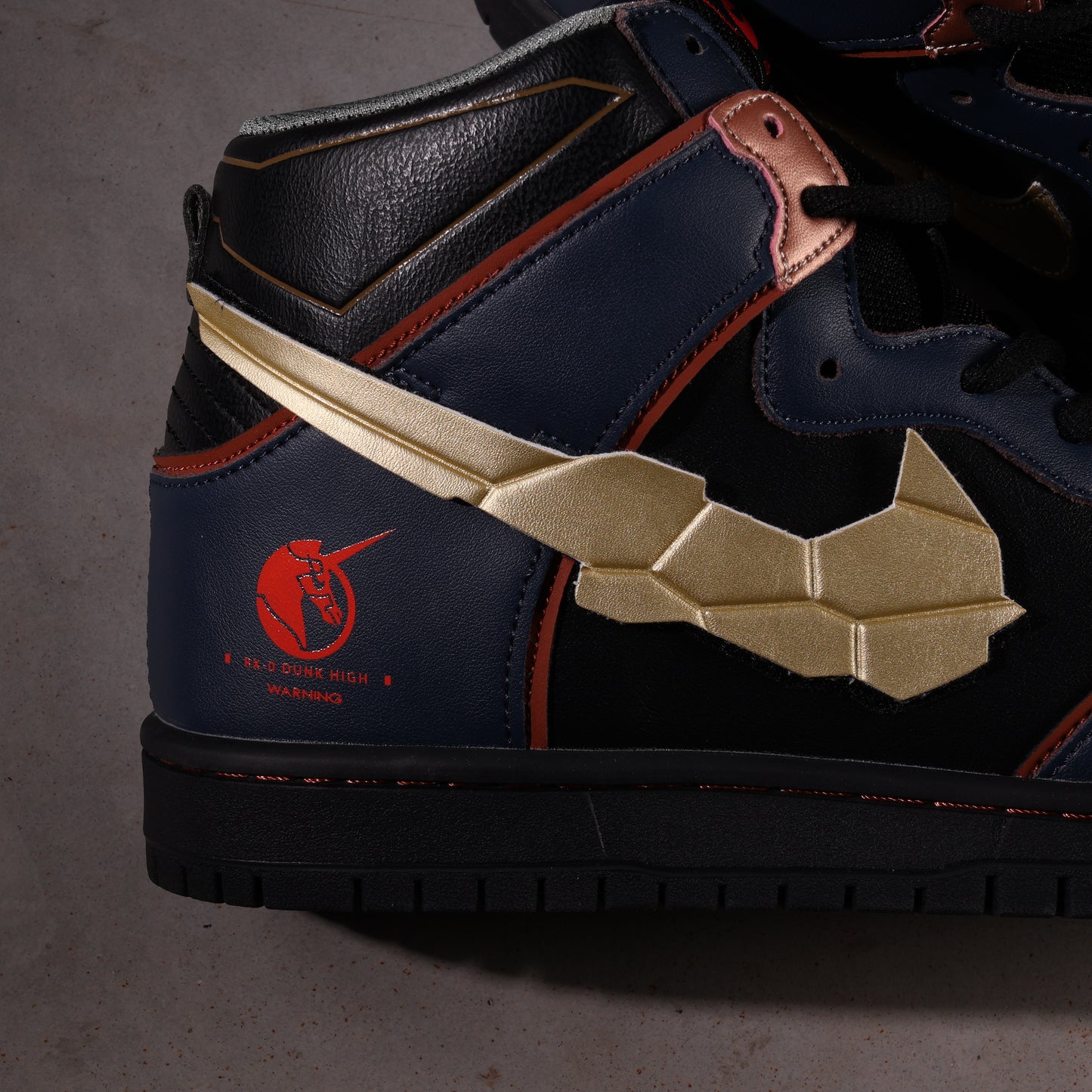 Nike SB Dunk High RX-0 Unicorn Gundam 02 Banshee
