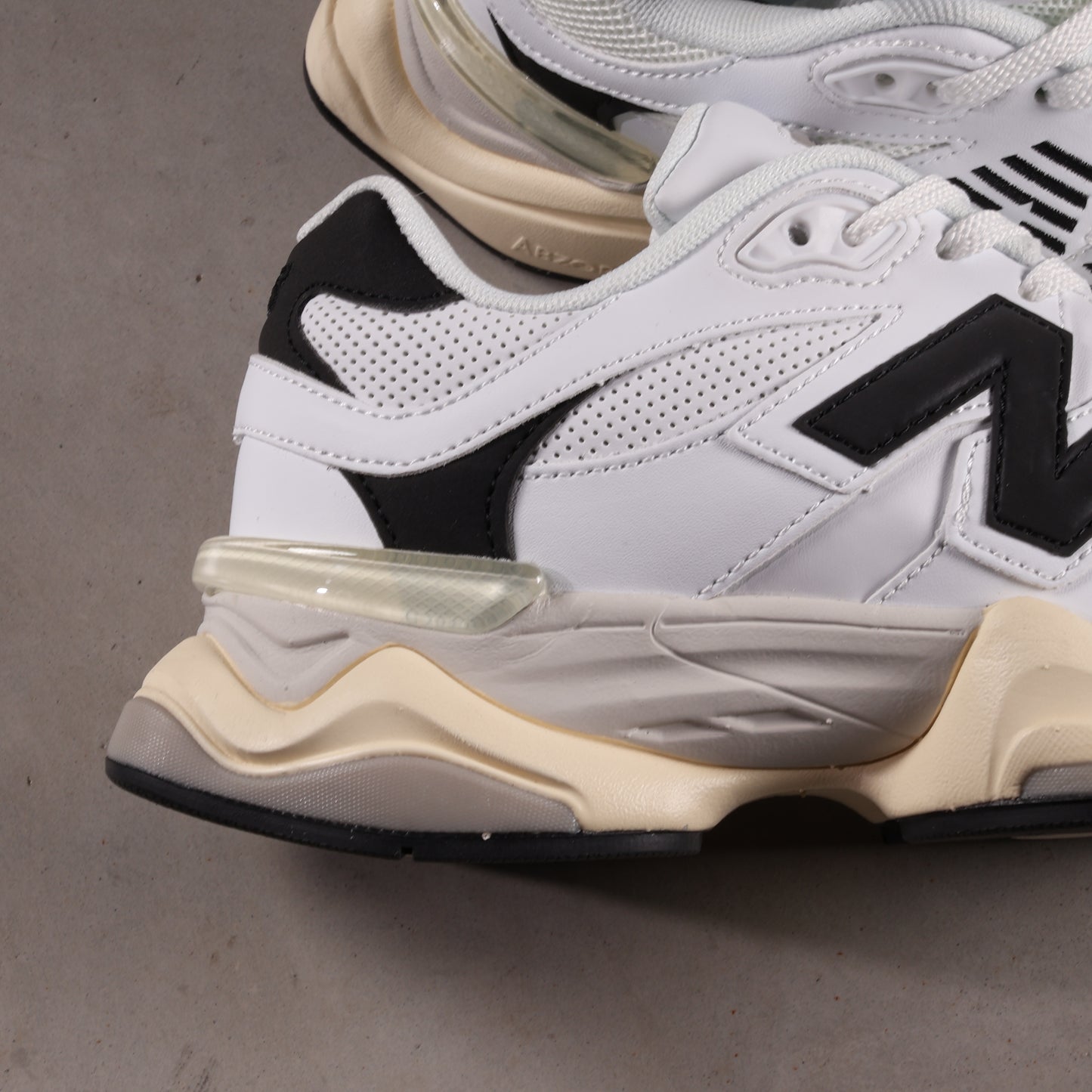 New Balance 9060 White Black 