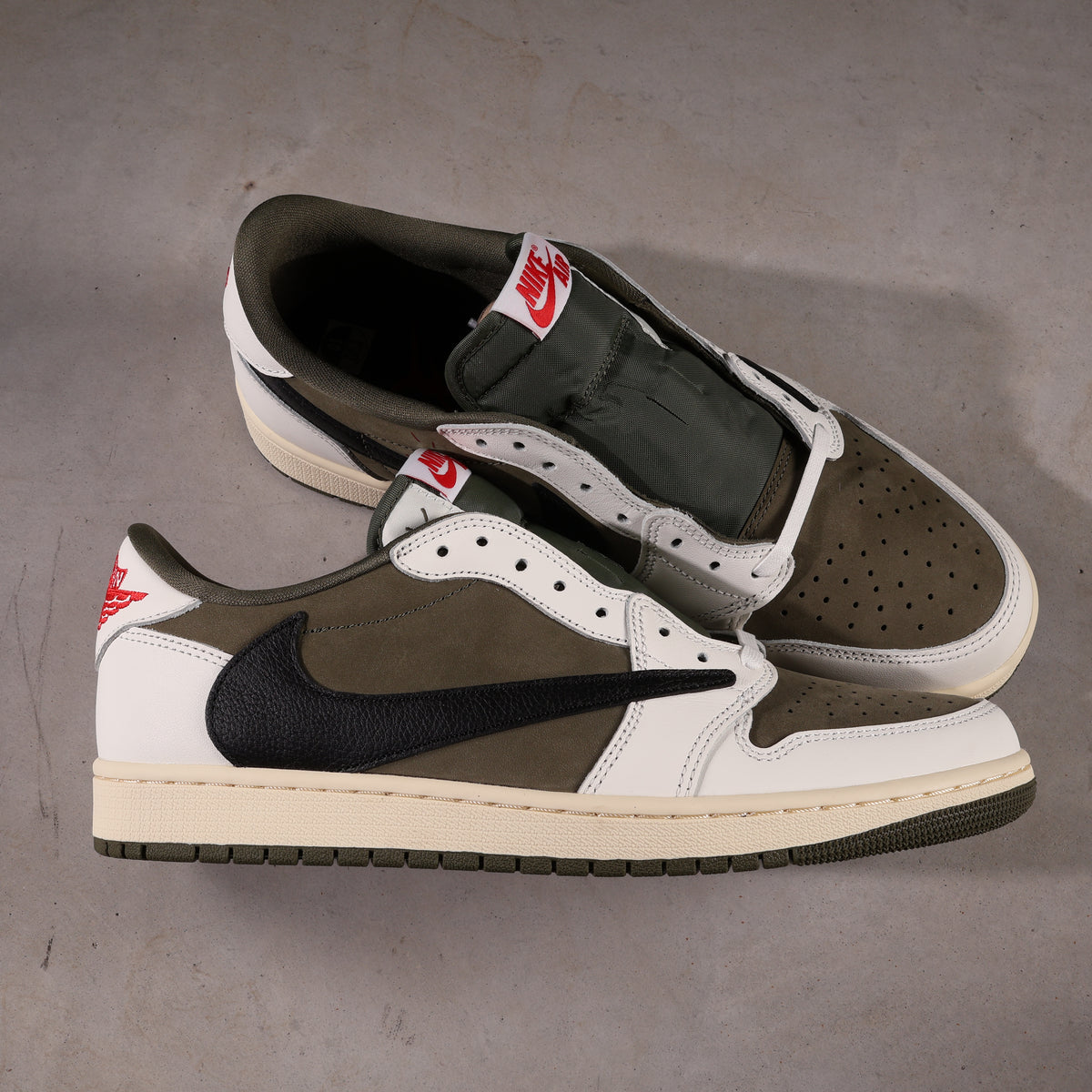 Nike Air Jordan 1 Low Travis Scott Medium Olive (SALE)