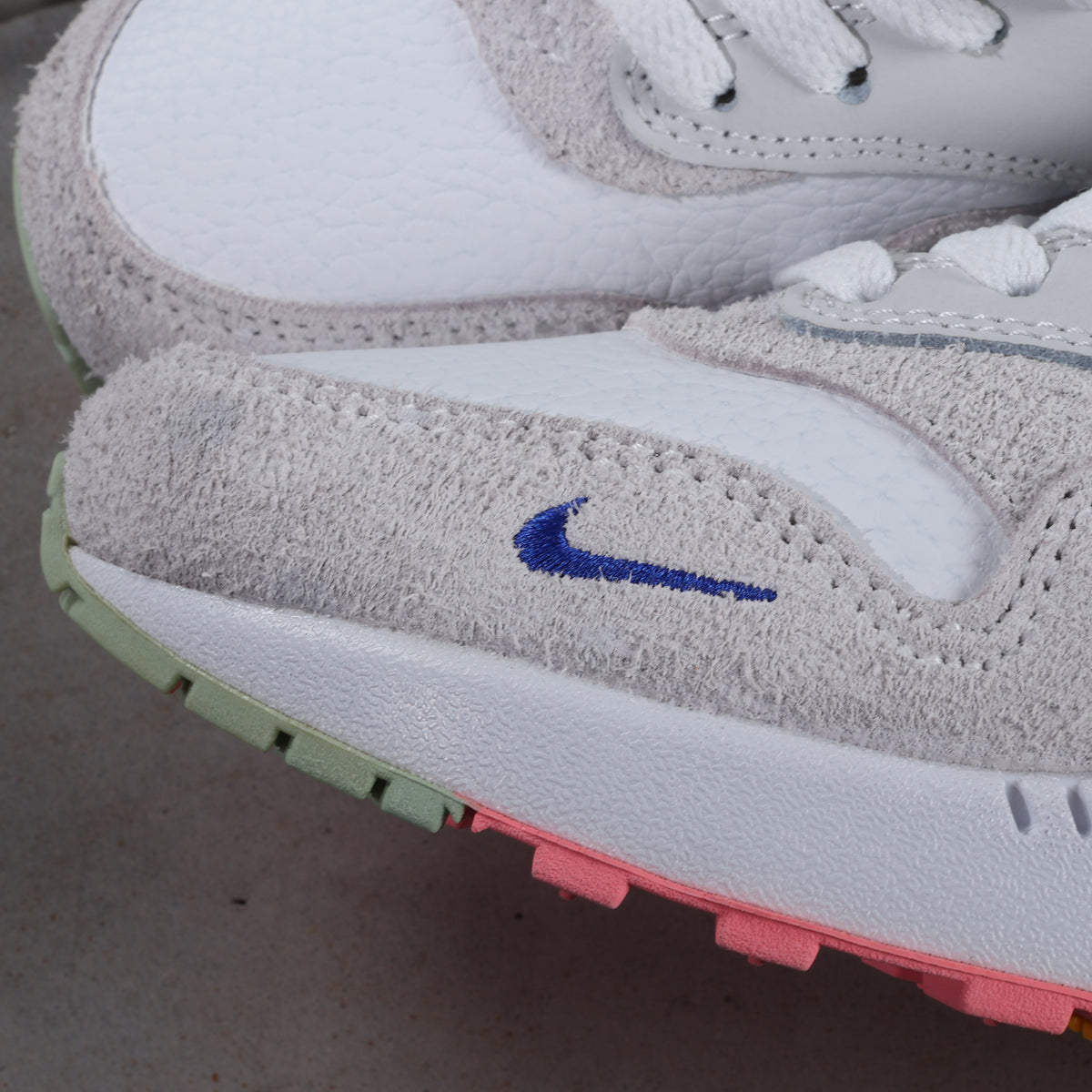 Nike Air Max 1 Pom Pom Polka Dots