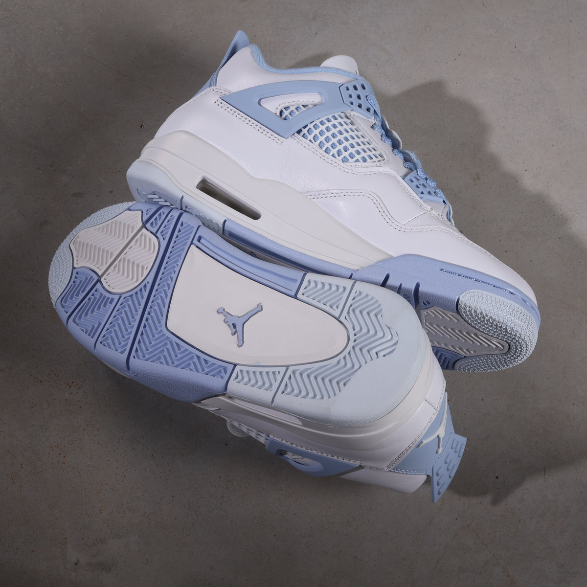 Jordan 4 Retro Vergissmeinnicht