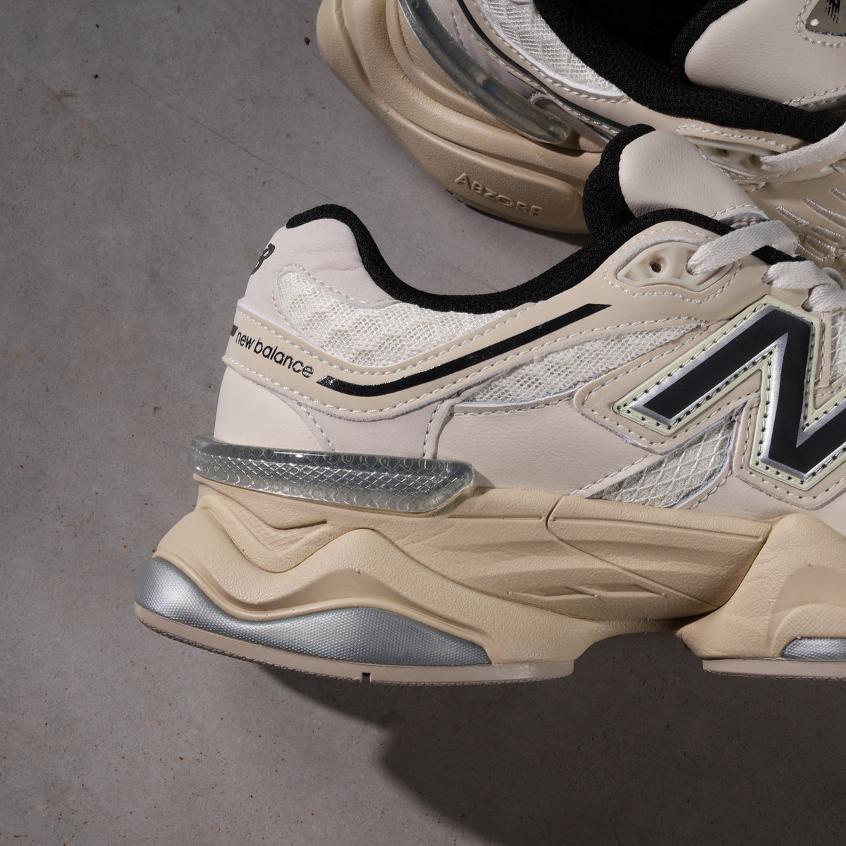 New Balance 9060 Turteltaube Schwarz Silber Metallic