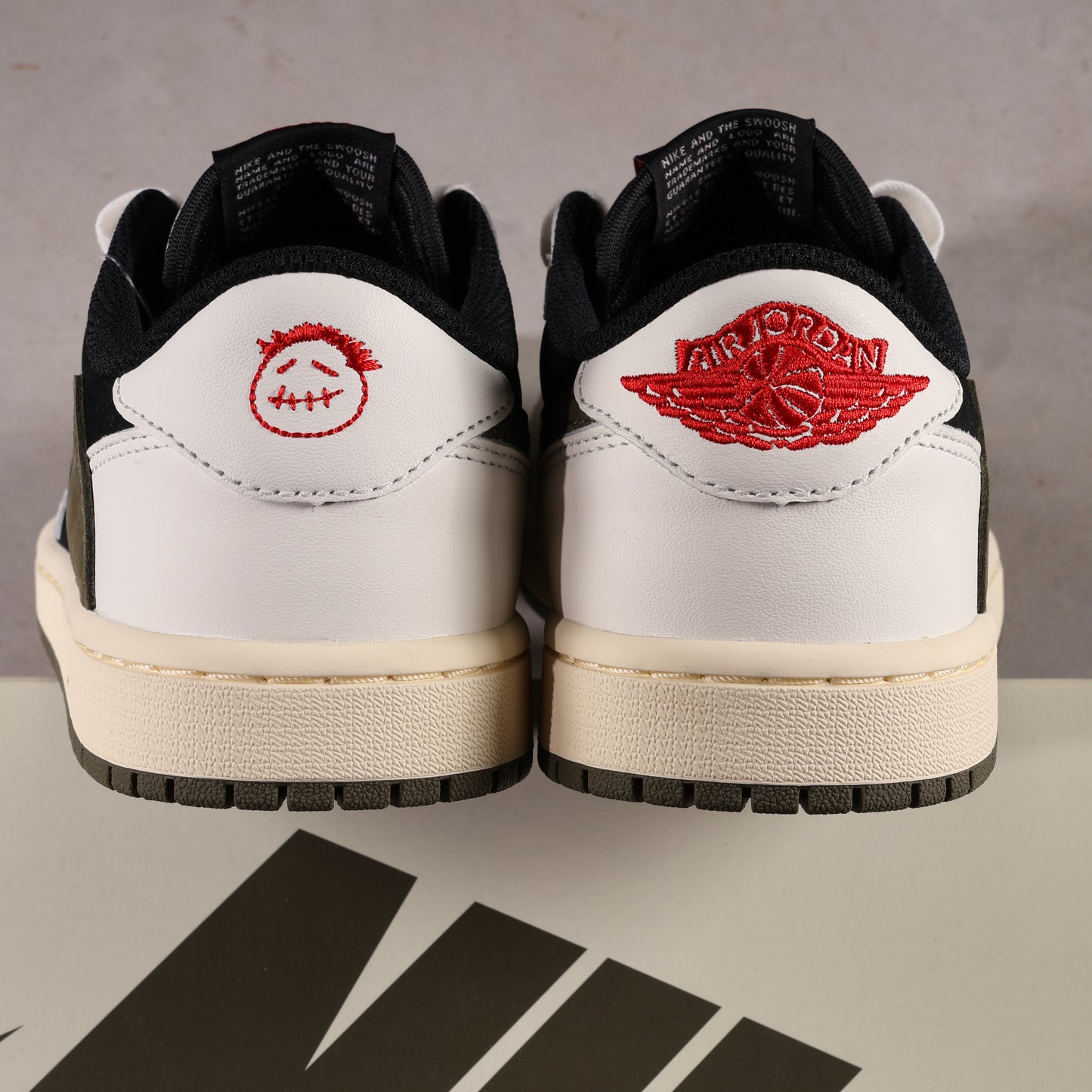 Nike Air Jordan 1 Low Travis Scott Olive