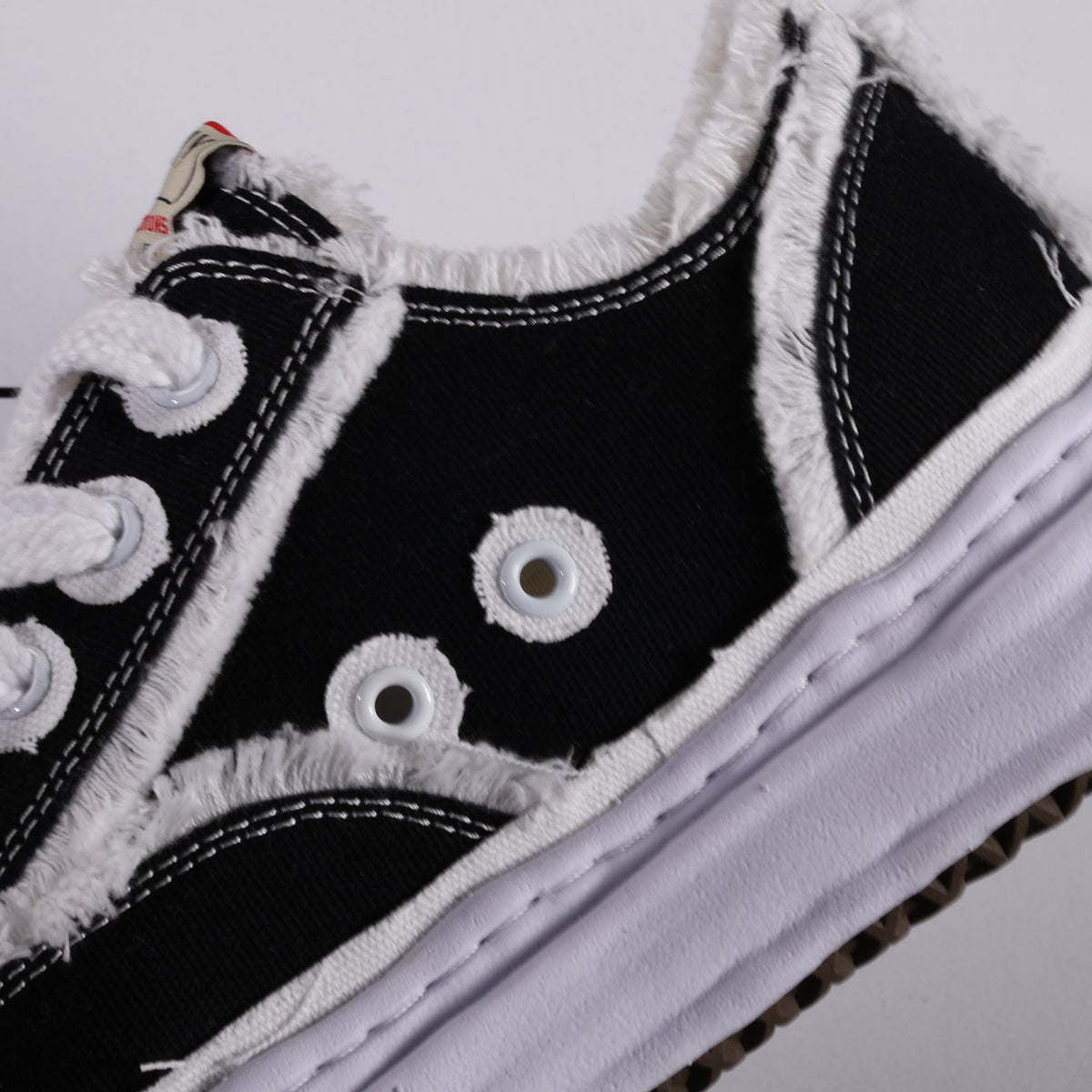 Maison Mihara Yasuhiro Peterson OG Sole Canvas Low Frayed Black (SALE)