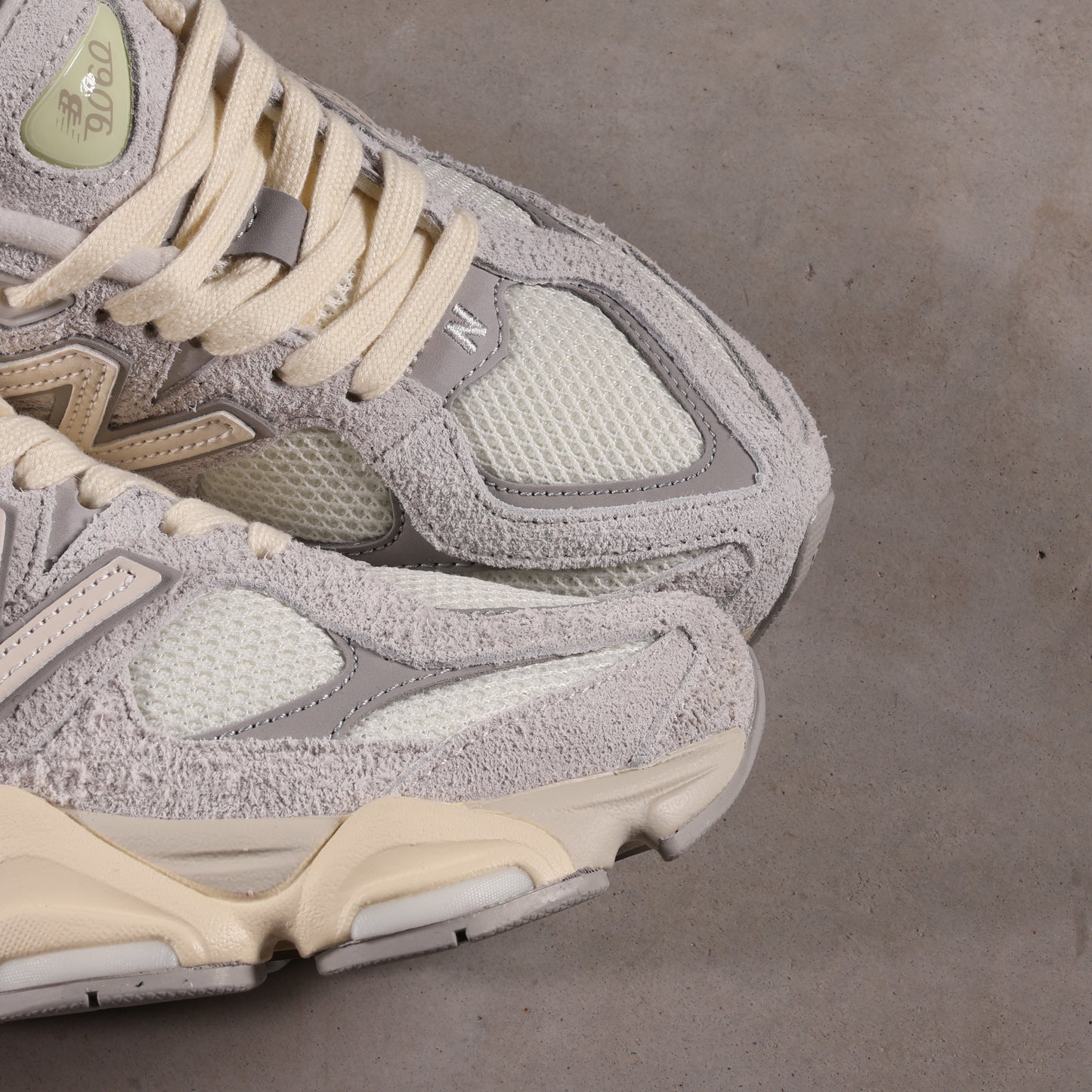 New Balance 9060 Quartz Gray (SALE) 