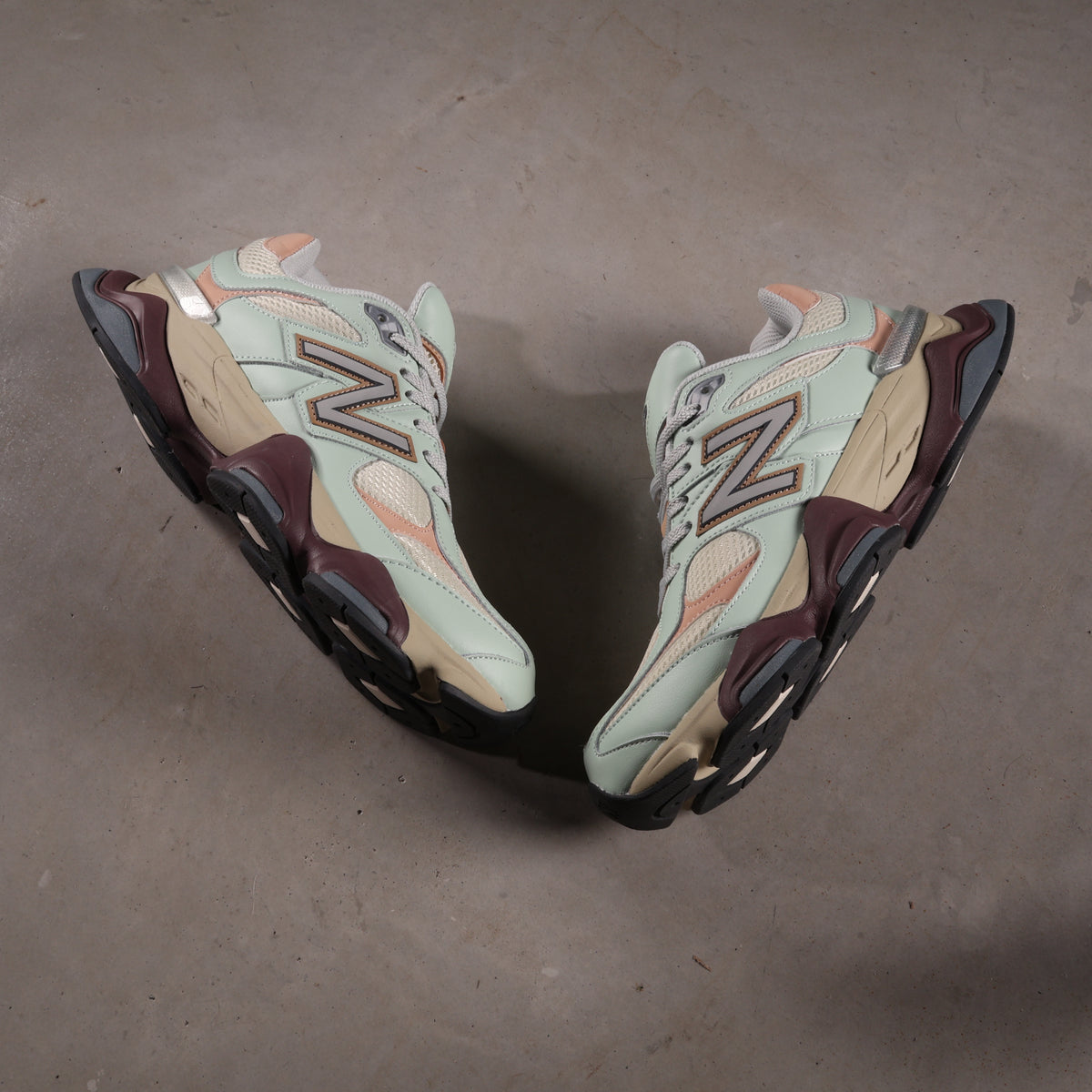 New Balance 9060 Clay Ash 