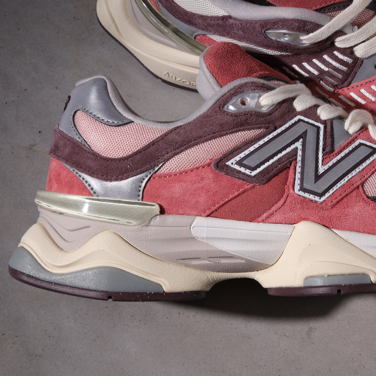 New Balance 9060 Cherry Blossom