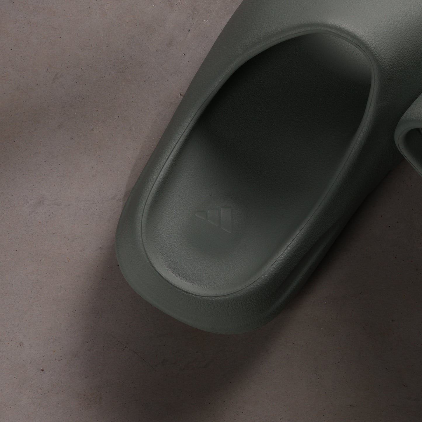 Adidas Yeezy Slide Salt