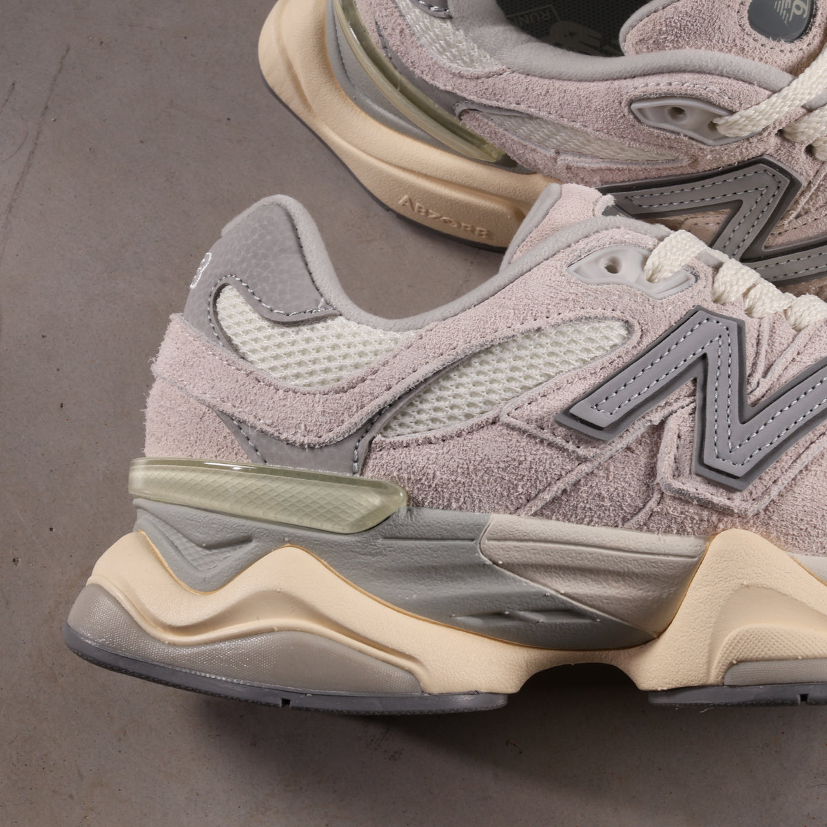 New Balance 9060 Moonbeam Sea Salt (SALE)