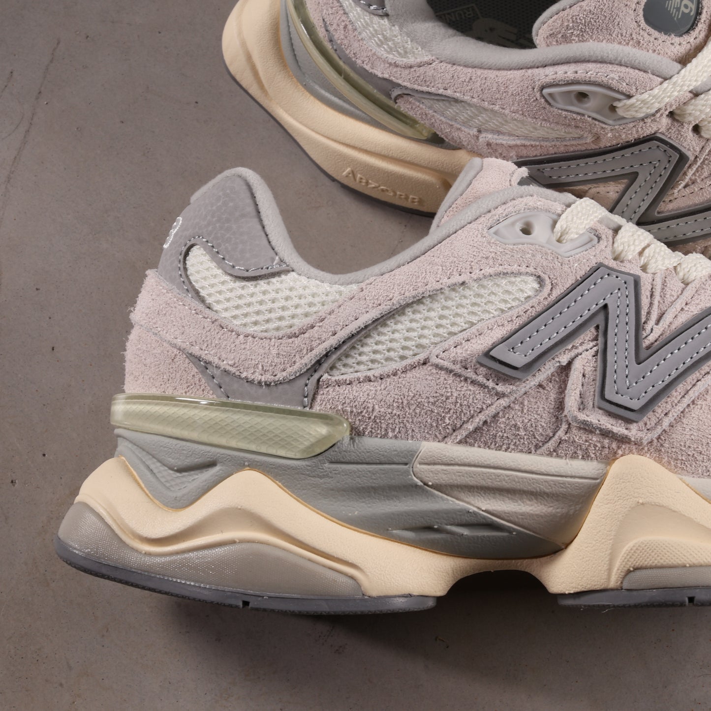 New Balance 9060 Moonbeam Sea Salt (SALE)