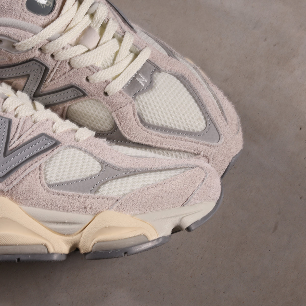New Balance 9060 Moonbeam Sea Salt (SALE)