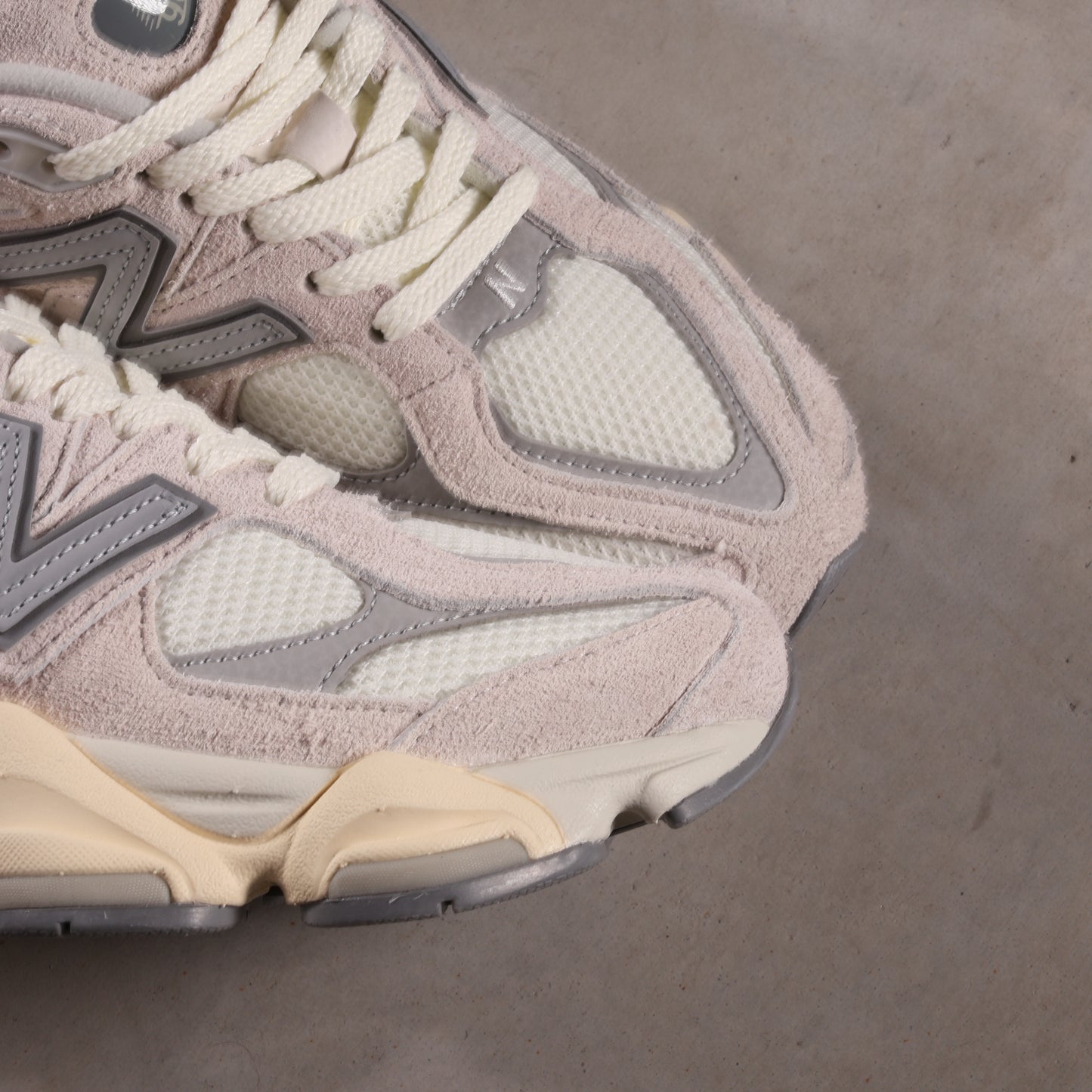 New Balance 9060 Moonbeam Sea Salt (SALE)