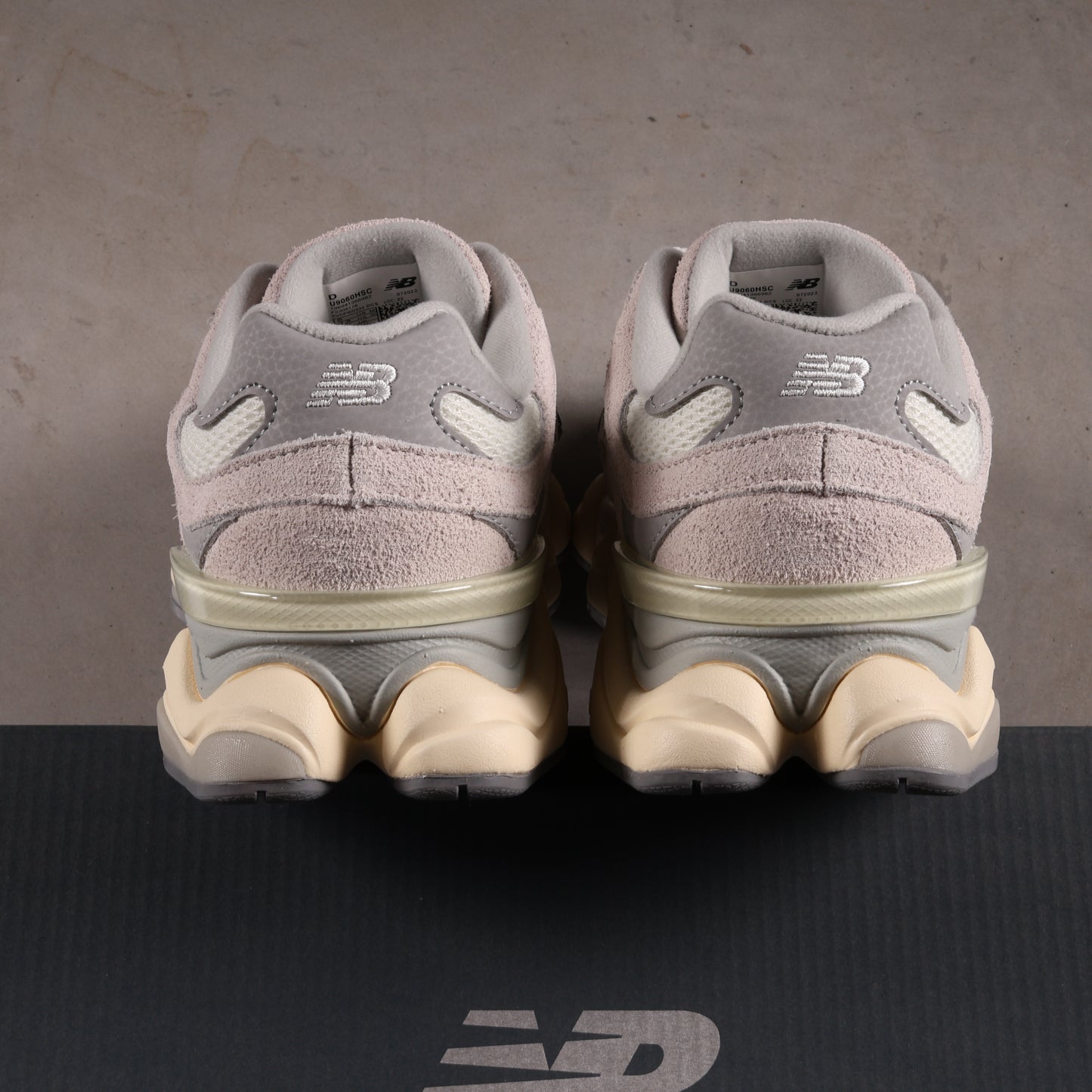 New Balance 9060 Moonbeam Sea Salt (SALE)