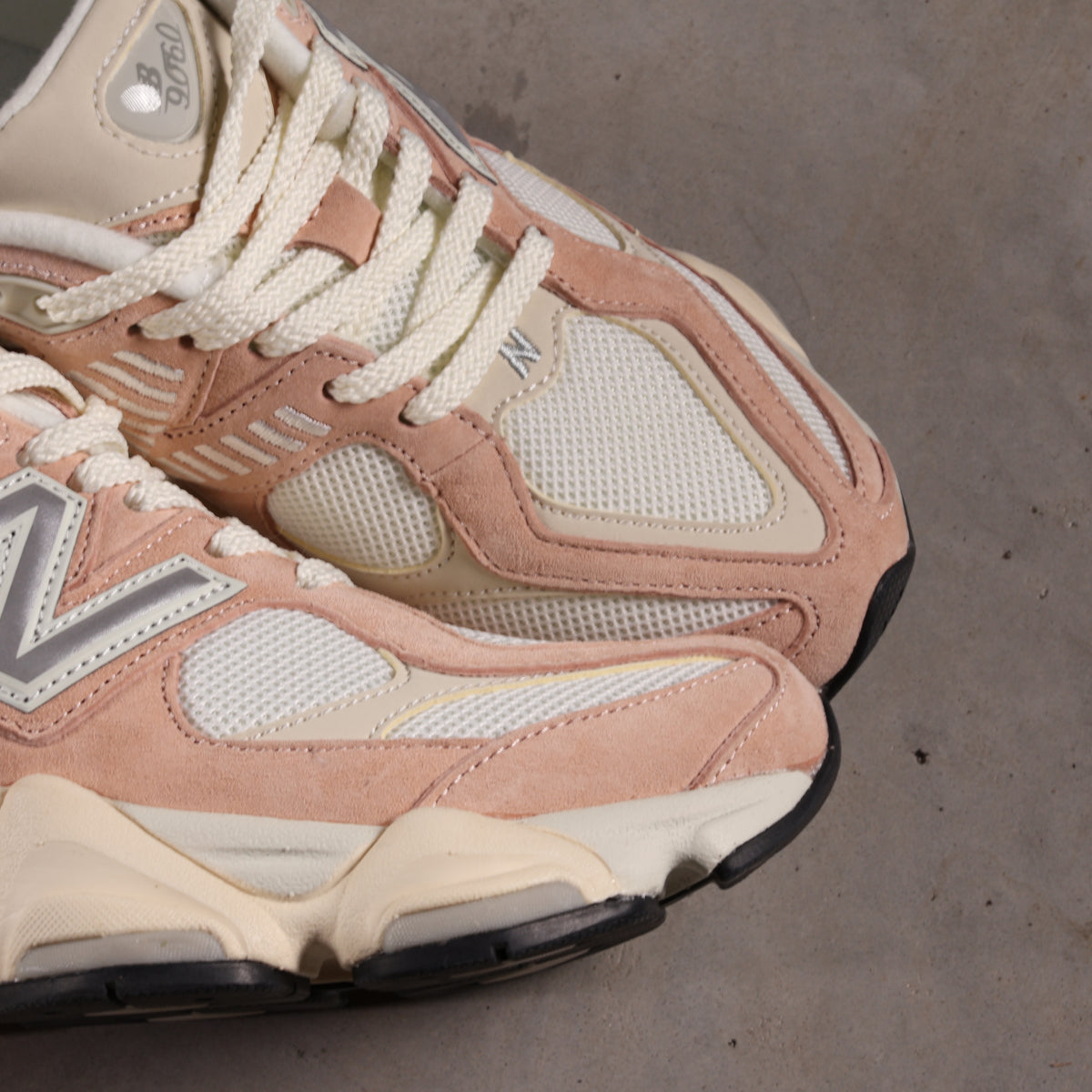 New Balance 9060 Vintage Rose (SALE) 