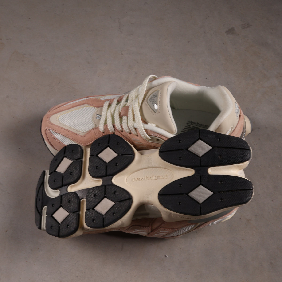 New Balance 9060 Vintage Rose (SALE) 