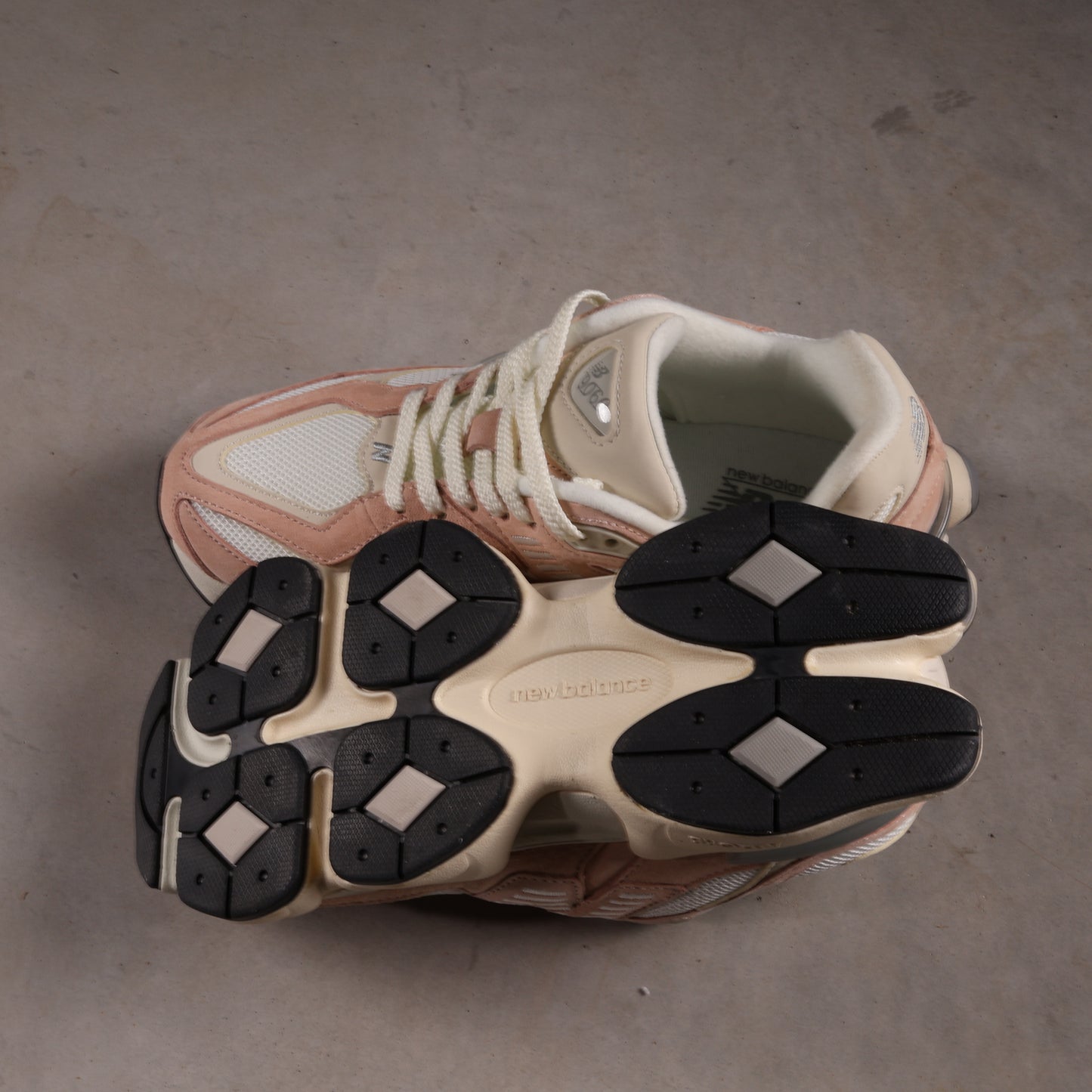 New Balance 9060 Vintage Rose (SALE) 