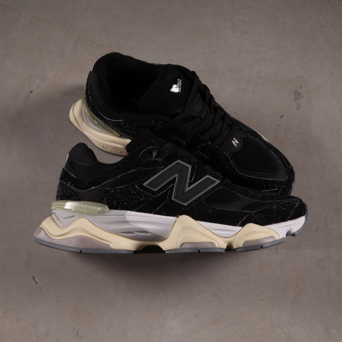 New Balance 9060 Sea Salt Black (SALE)