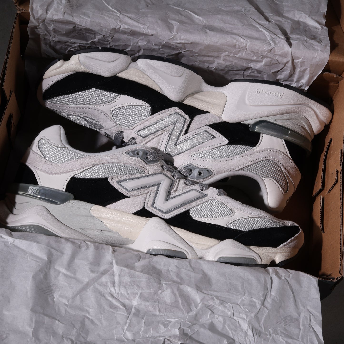New Balance 9060 Gray Jet Black