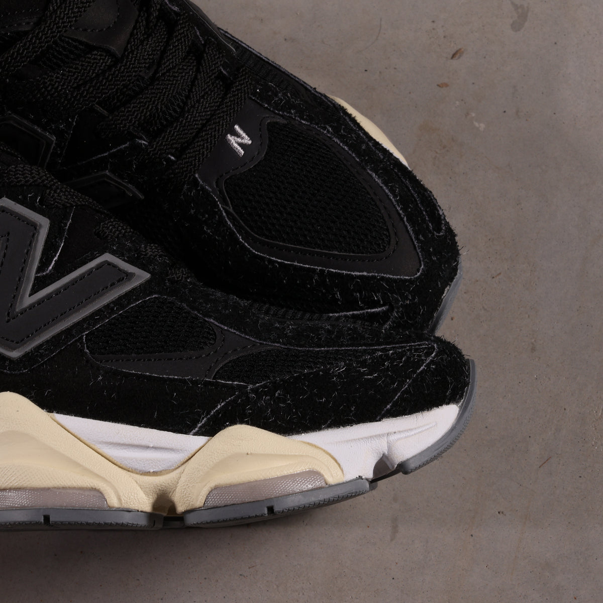 New Balance 9060 Sea Salt Black