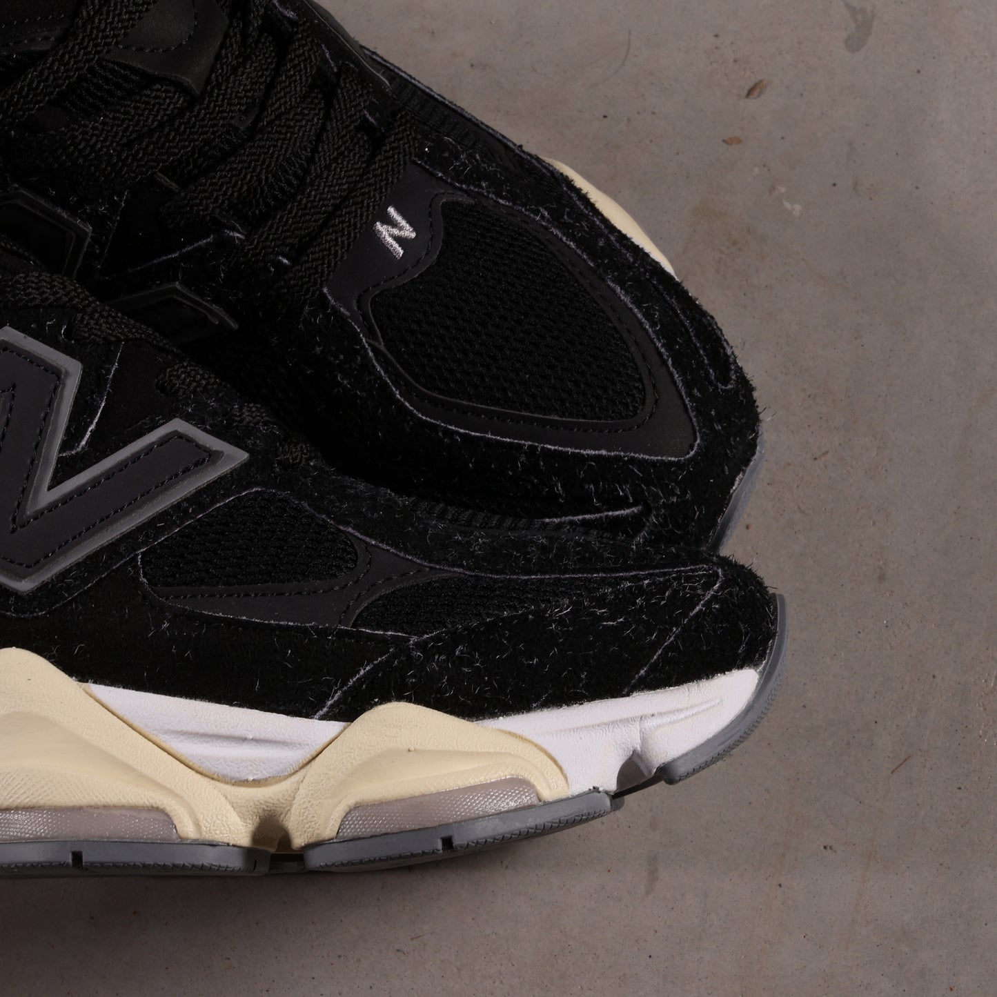New Balance 9060 Sea Salt Black