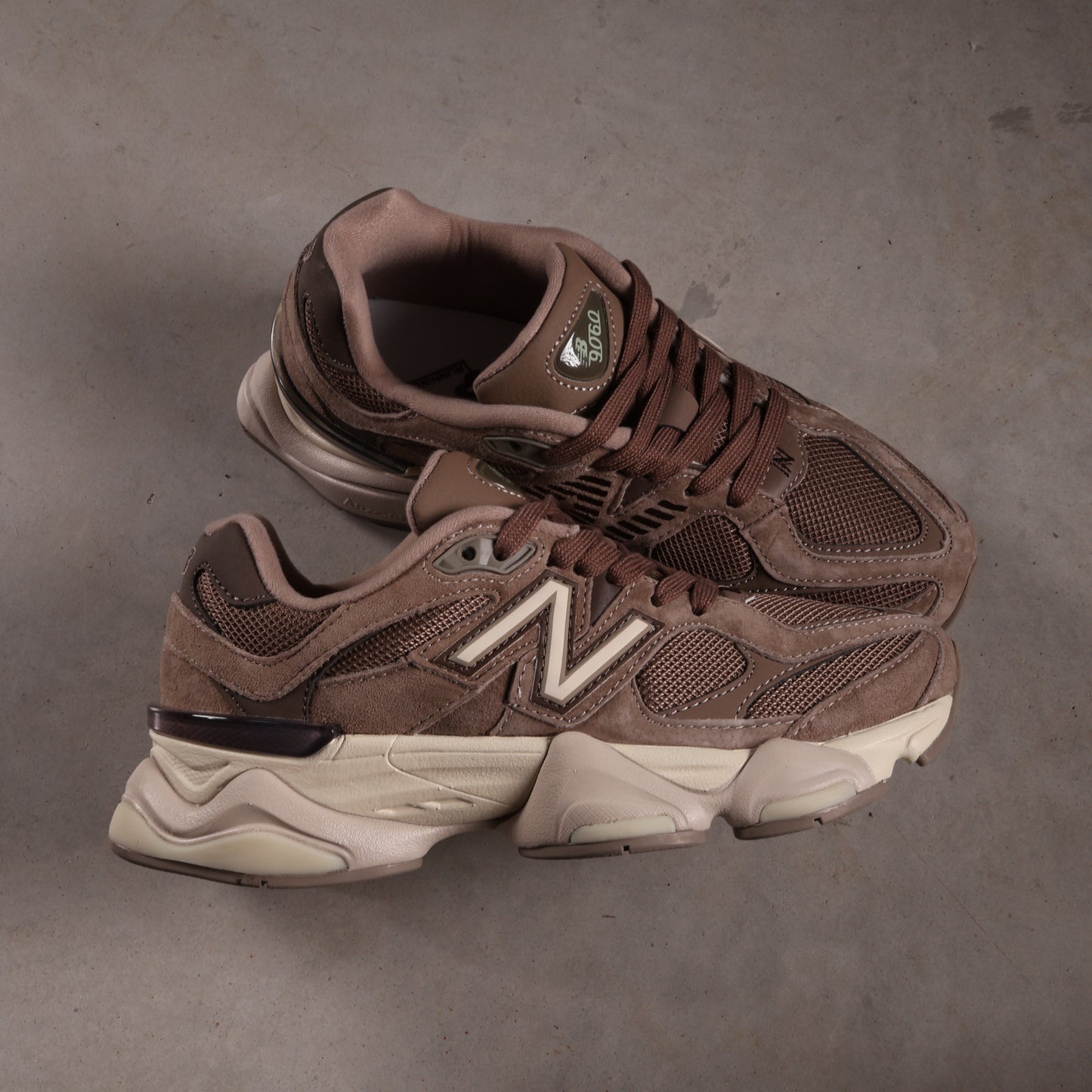 New Balance 9060 Mushroom Brown 