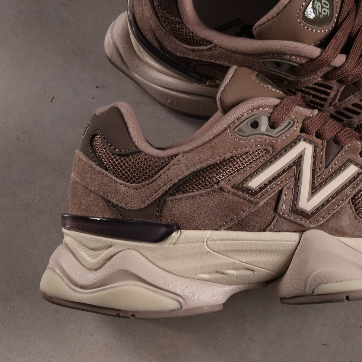 New Balance 9060 Mushroom Brown 
