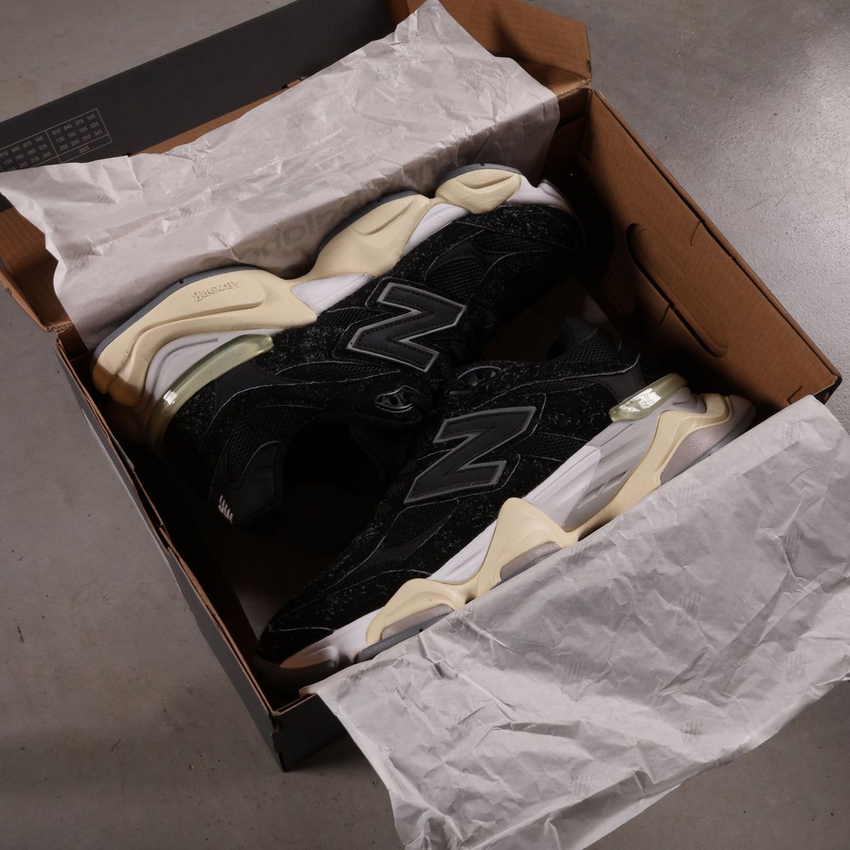 New Balance 9060 Sea Salt Black (SALE)