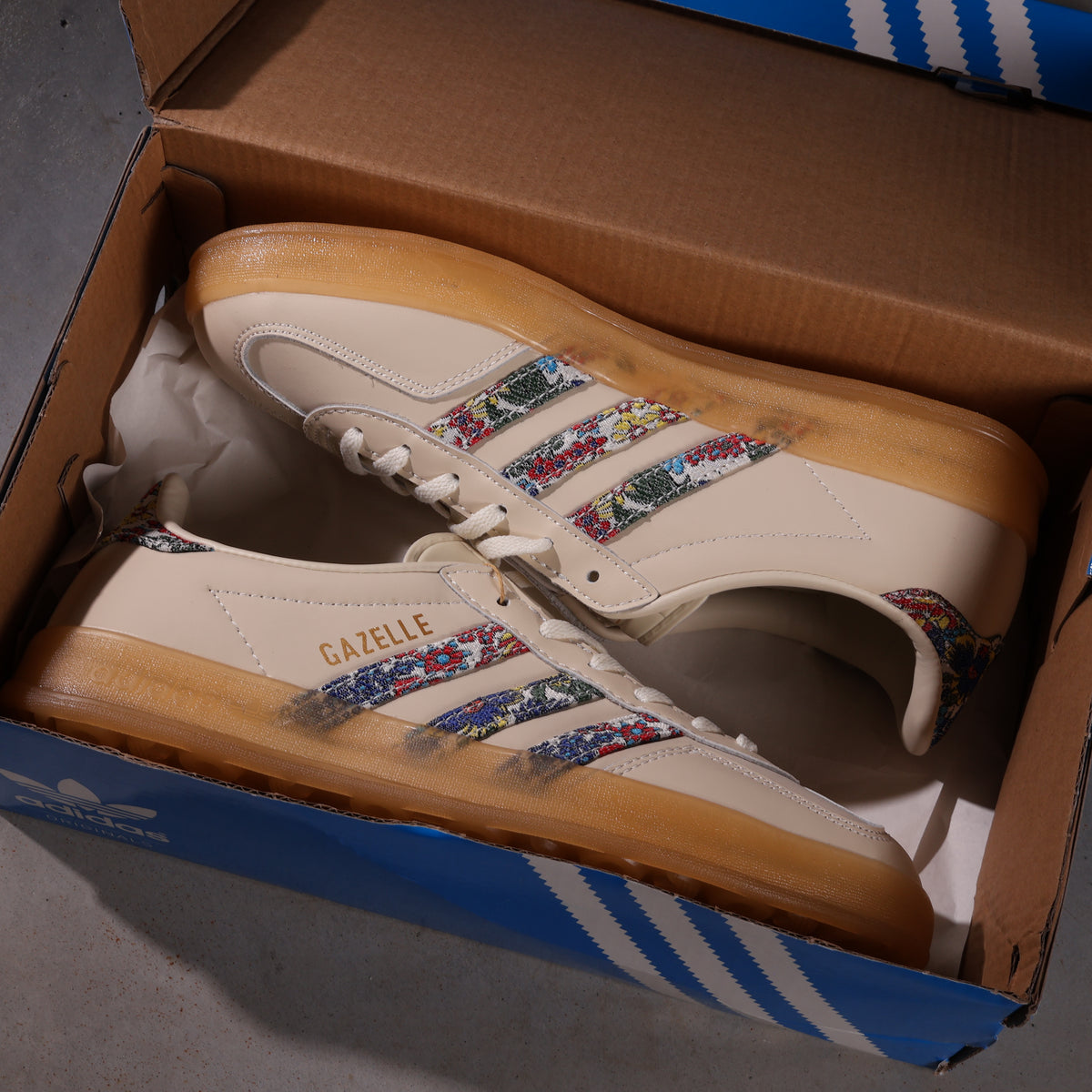 Adidas Gazelle Indoor Liberty London Floral Embroidery Stripes (Women's)