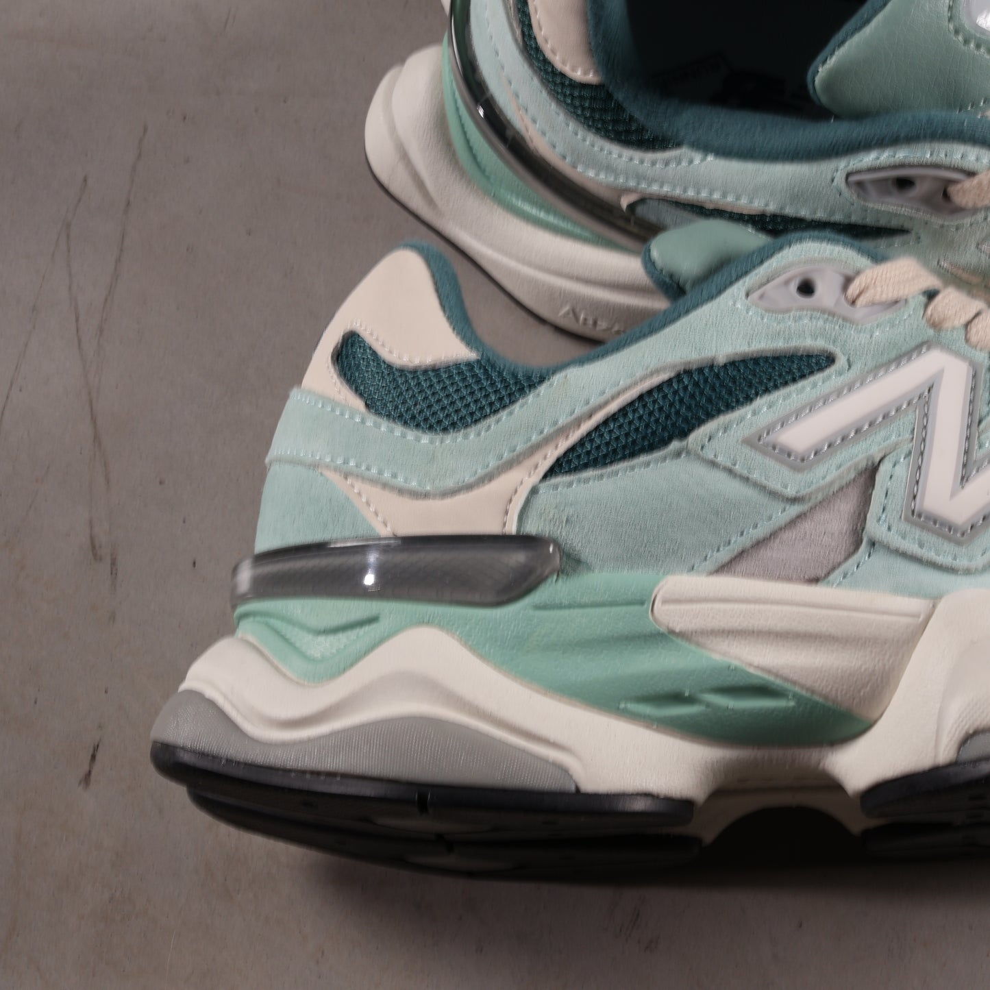 New Balance 9060 New Spruce Salt Marsh