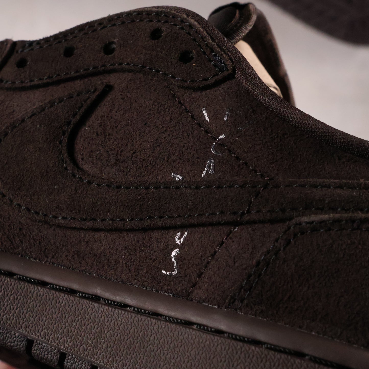 Air Jordan 1 Retro Low OG SP Travis Scott Velvet Brown