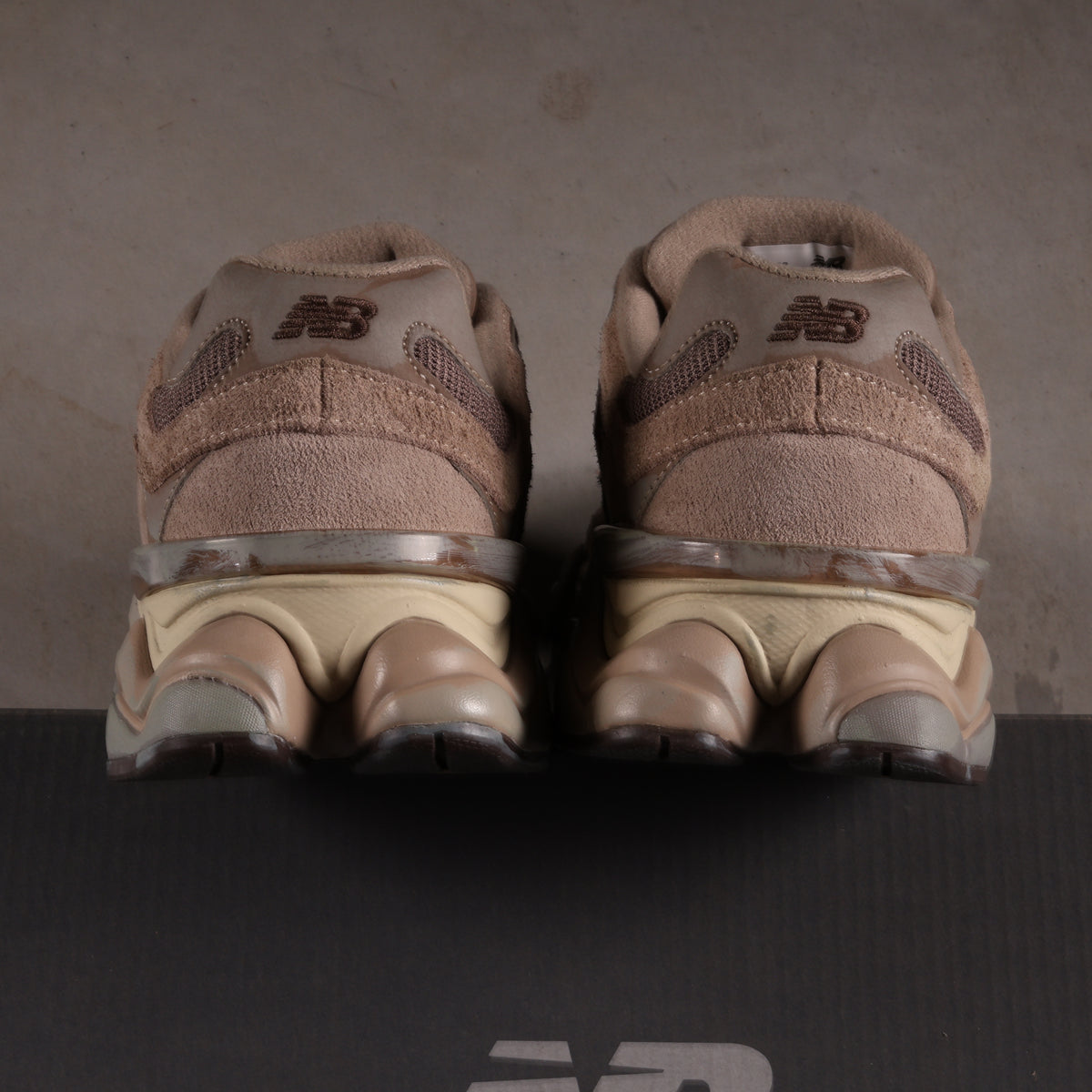 New Balance 9060 Mushroom Timberwolf