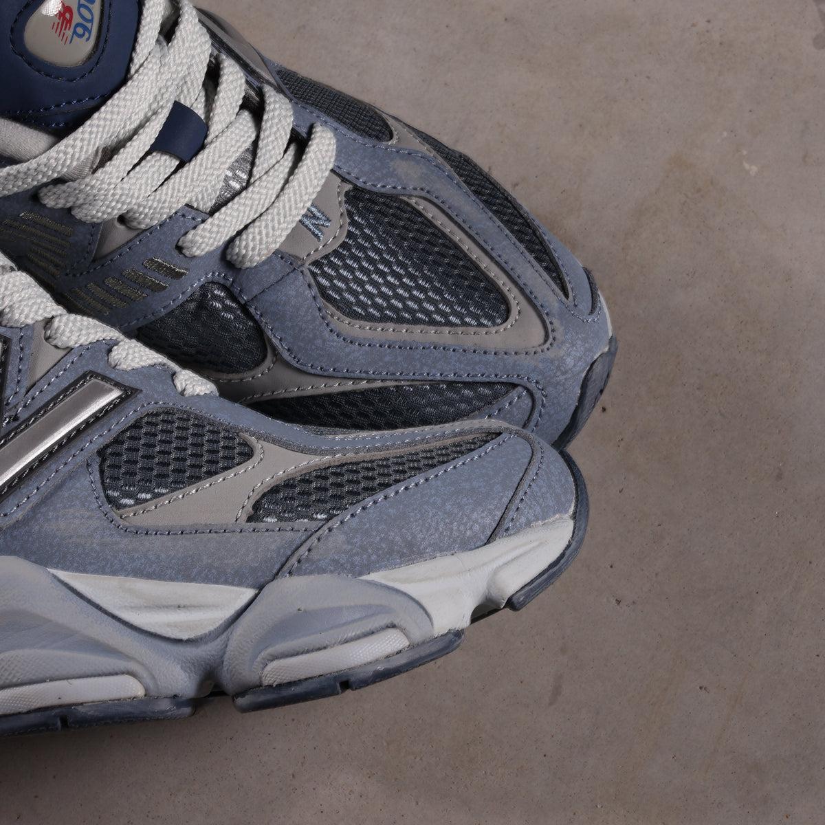 New Balance 9060 Gray Day (SALE)