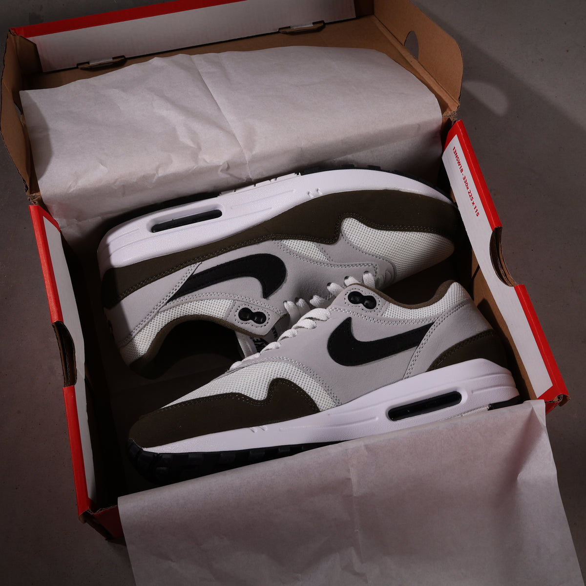 Nike Air Max 1 White Black (SALE)