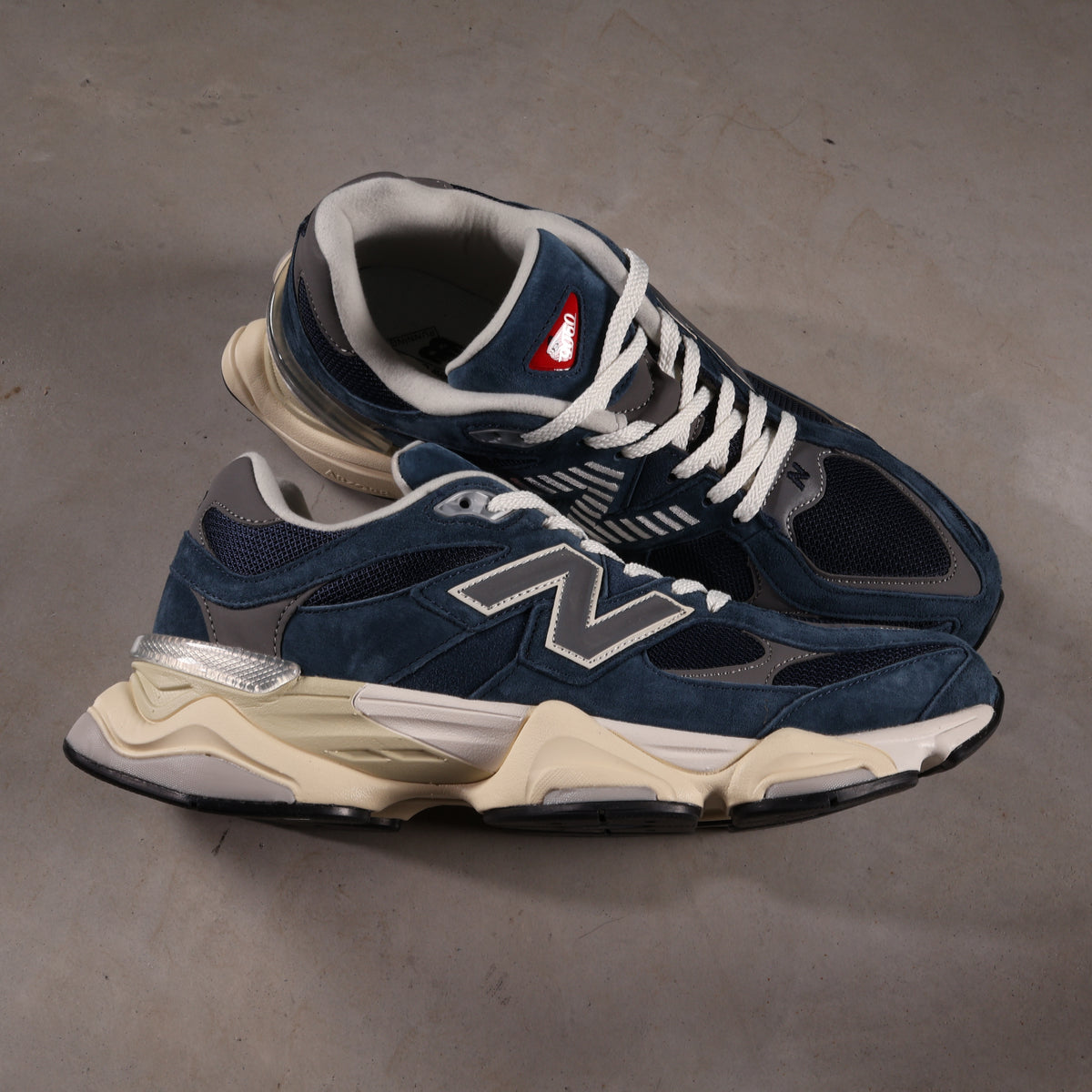 New Balance 9060 Navy White (SALE)