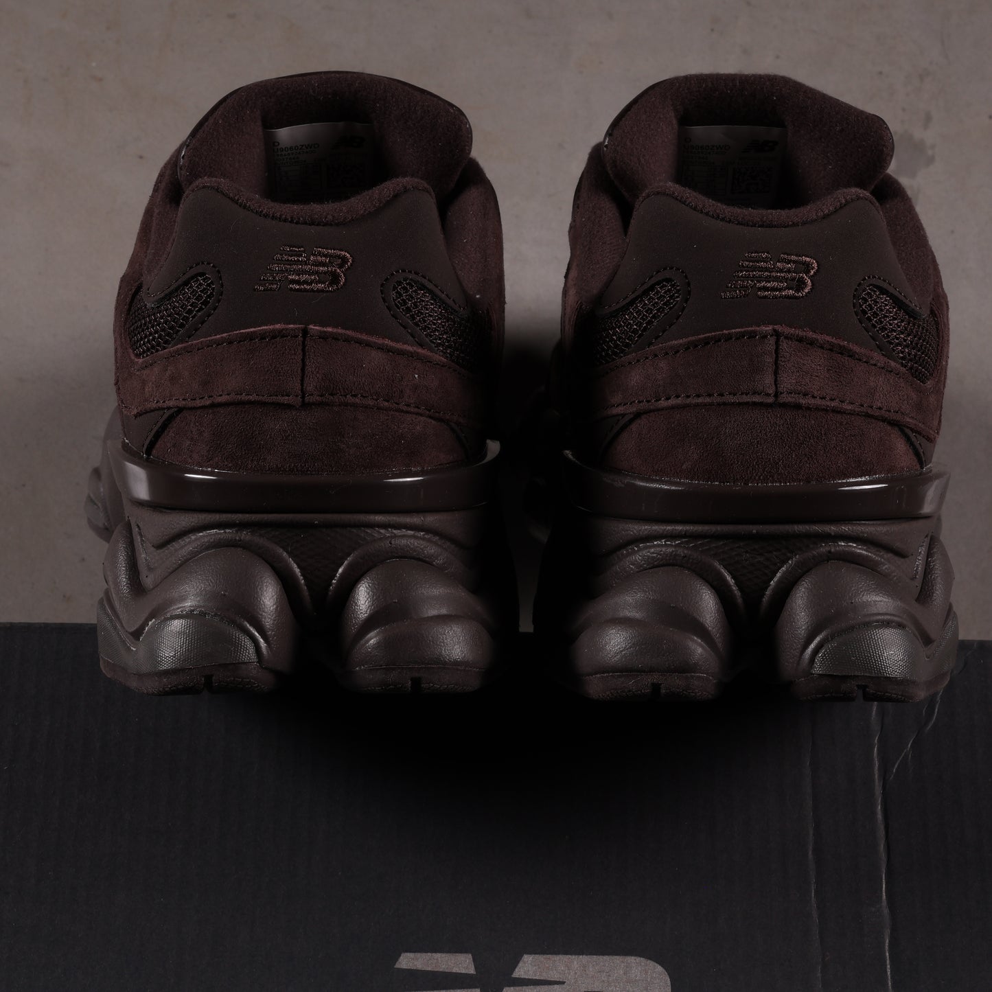 New Balance 9060 Chocolate (SALE)