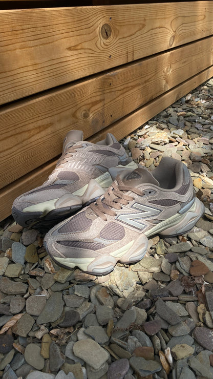 New Balance 9060 Mushroom