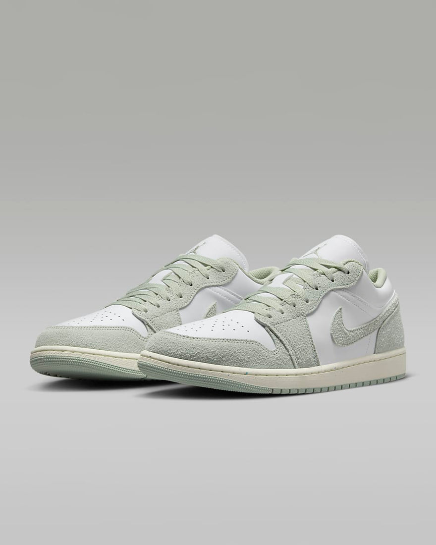 Jordan 1 Low SE Seafoam