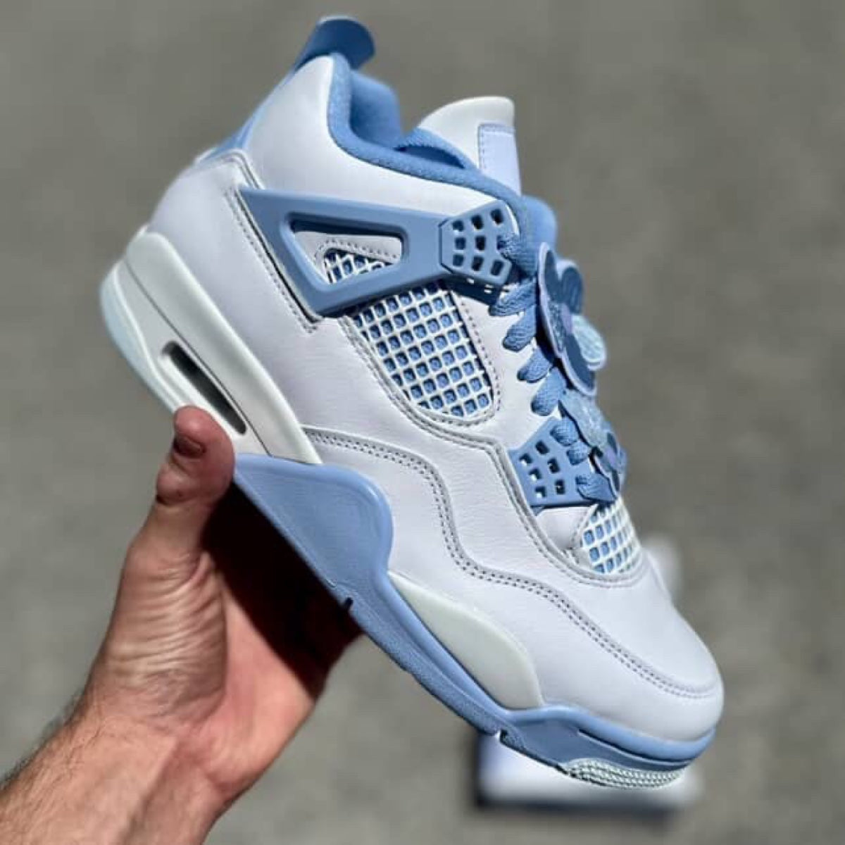 Jordan 4 Retro Vergissmeinnicht